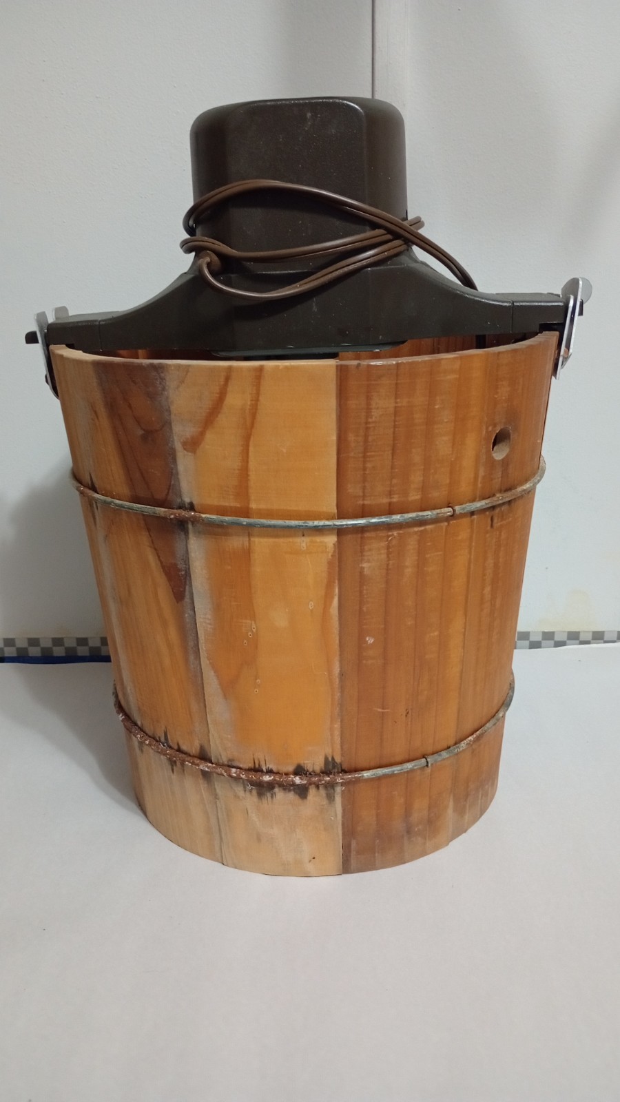 Rival 8550 Yogurt Ice Cream Freezer 5 Qt Electric Wood Bucket USA