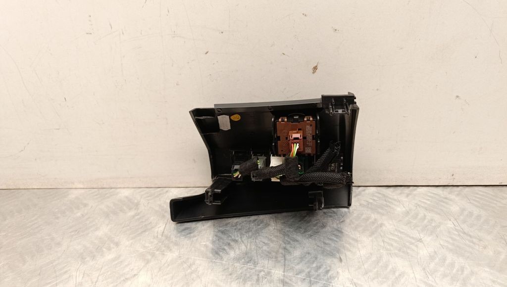 Citroen C4 III e-C4 2021 A set of switches 9831048280 kW GENUINE