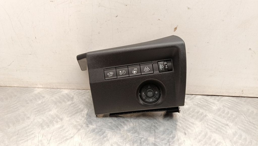 Citroen C4 III e-C4 2021 A set of switches 9831048280 kW GENUINE
