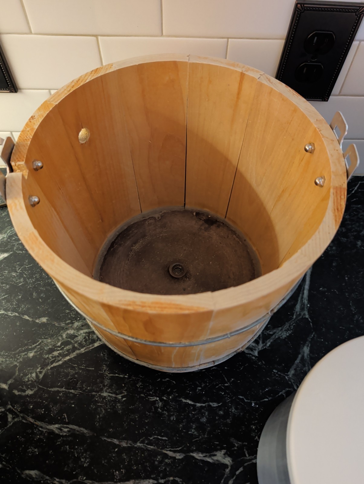 Rival Ice Cream Maker Machine Wood Bucket 5 QT 40 Servings 8550 X Tested Works
