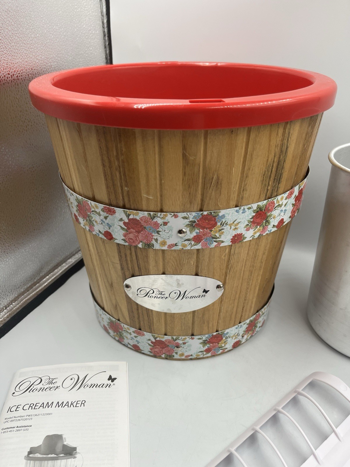 The Pioneer Woman electric Ice Cream Maker, Sweet Rose.PARTS ONLY , NOT COMPLETE