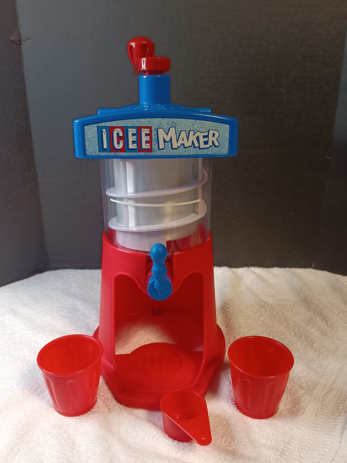 Vintage 2002 Spin Master – Icee Slushie Maker By Spin Master Toys W/ 2 Cups