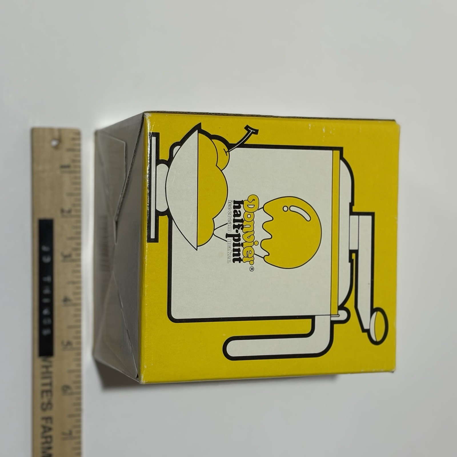 VTG 1980’s DONVIER Half-Pint Manual Hand Crank Ice Cream Maker with Guide