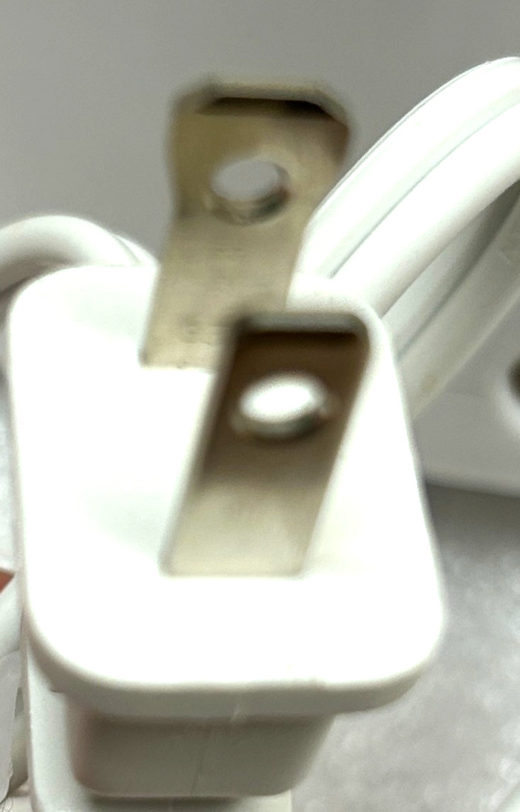 Cuisinart ICE-21 Frozen Yogurt Ice Cream & Sorbet Maker, White -Barely Used- EUC