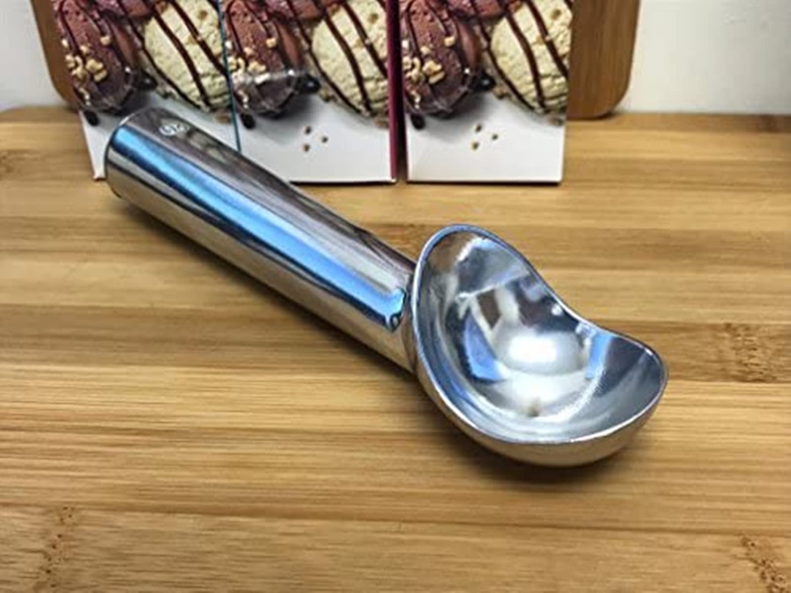 Zittop Ice Cream Scoop with Modern Heat-Conducting Aluminum Ergonomic Silver