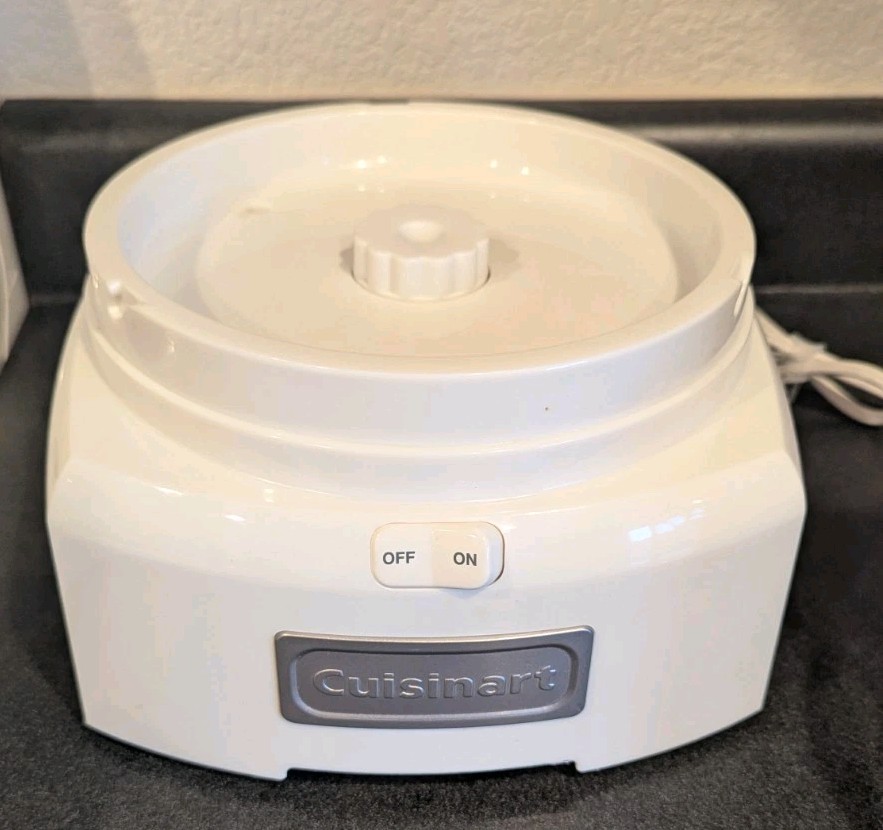 Cuisinart Ice-21 White Frozen Yogurt Ice Cream Sorbet Maker Machine *Works*
