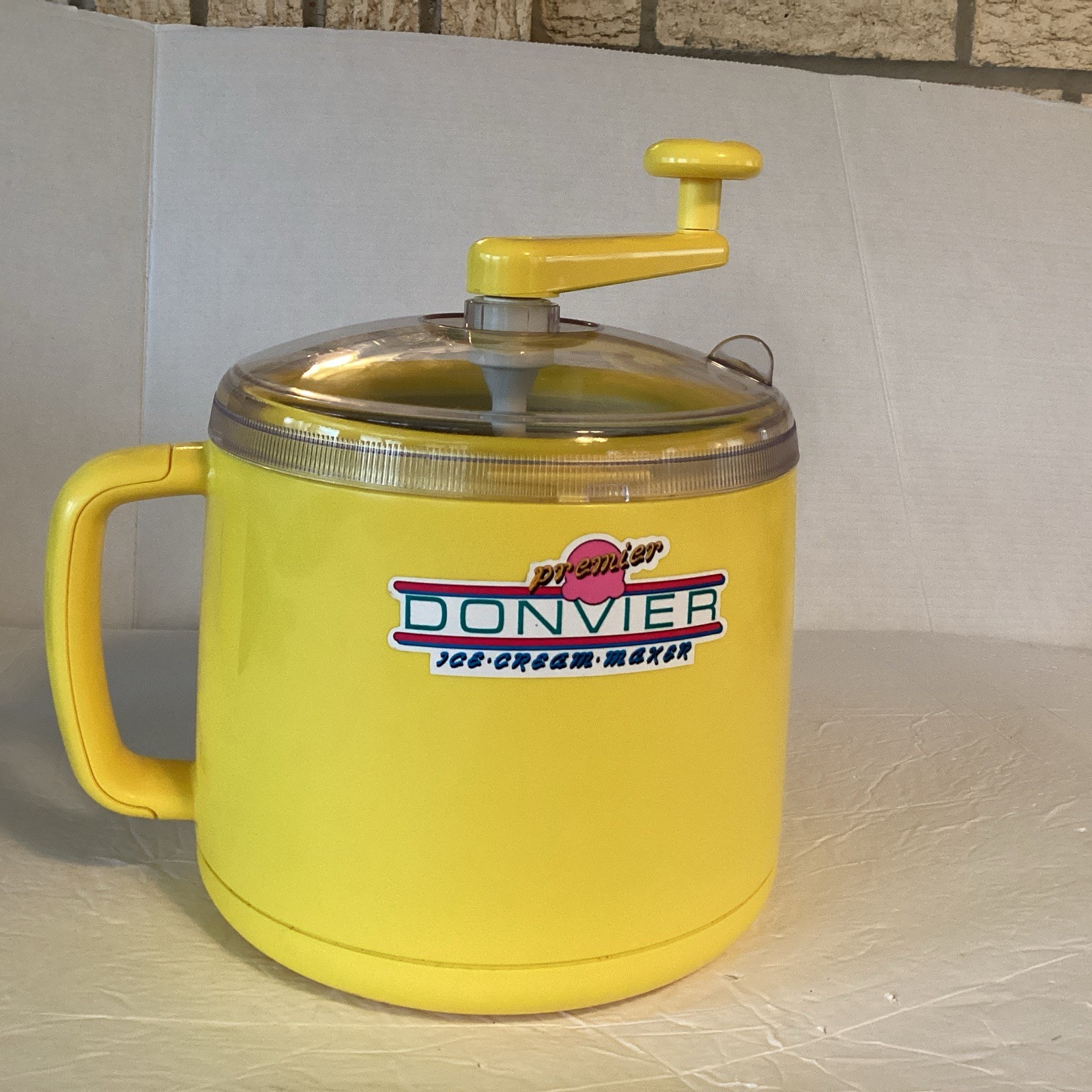 Donvier Ice Cream Vintage Make Handheld Hand Churn Vintage Yellow 2qt