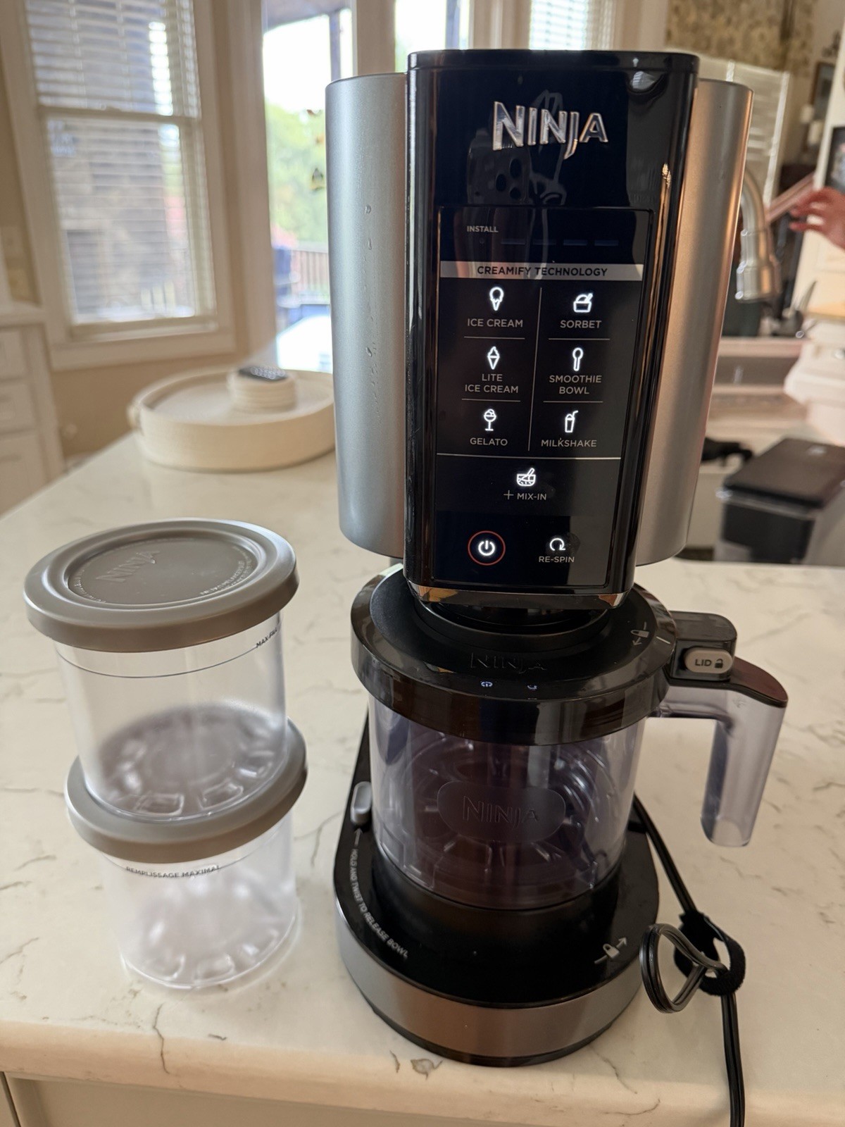 Ninja CREAMi 7-in-1 Frozen Treat Maker w/ Extra Pints | NC301HSL | Cloud Silver