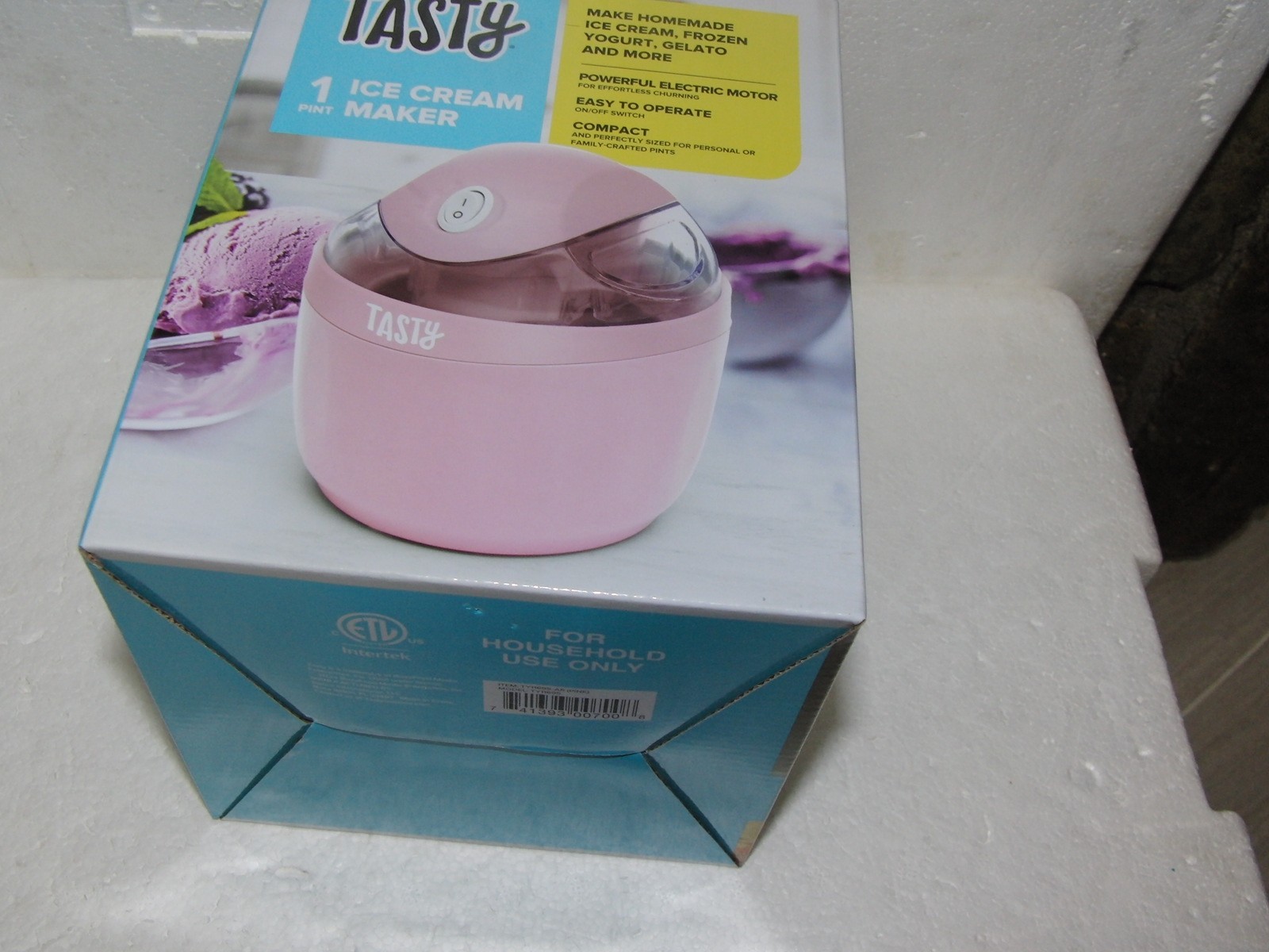 Tasty 1 Pint Compact Ice Cream Maker, Frozen Yogurt, Gelato and More NEW