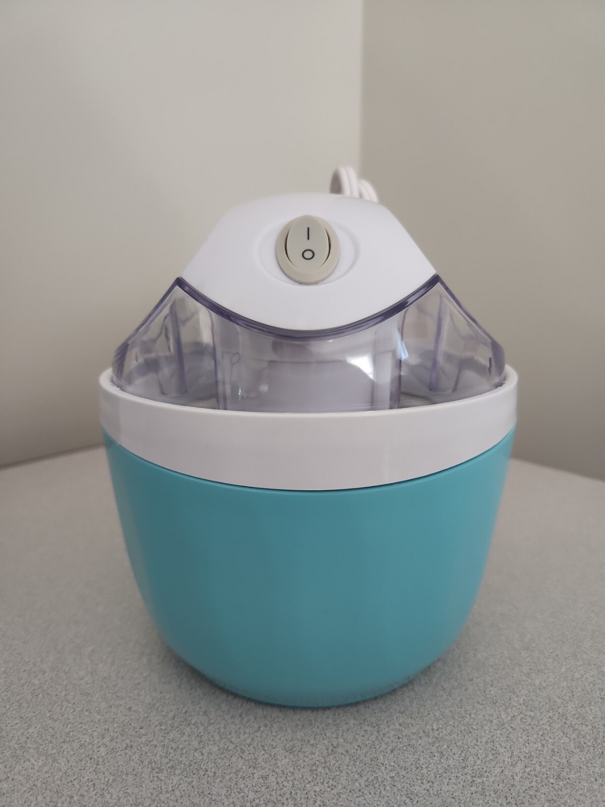 Nostalgia ICM500BLUE 1 Pint Electric Ice Cream Frozen Yogurt Gelato Maker Blue