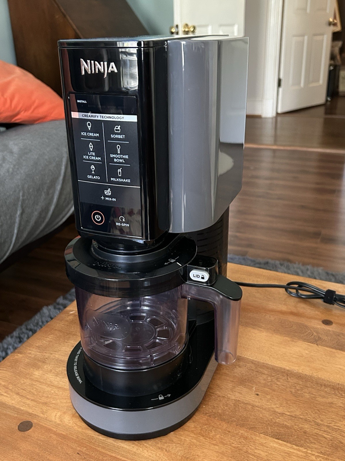 Ninja Creami (7 in 1) Ice-Cream Maker NC299AMZ Smoothie Sorbet Gelato Shakes