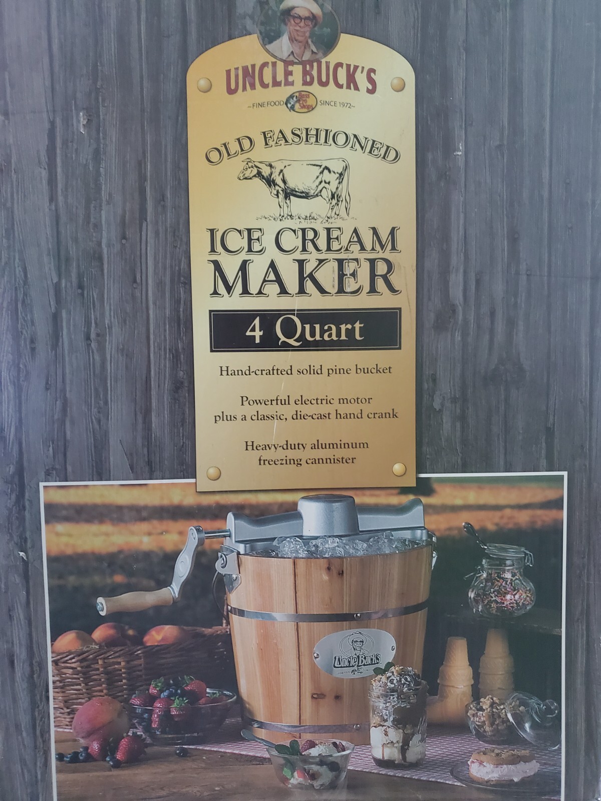 UNCLE BUCK’S OLD FASHIONED ICE 4-QUART ICE CREAM MAKER: NEW