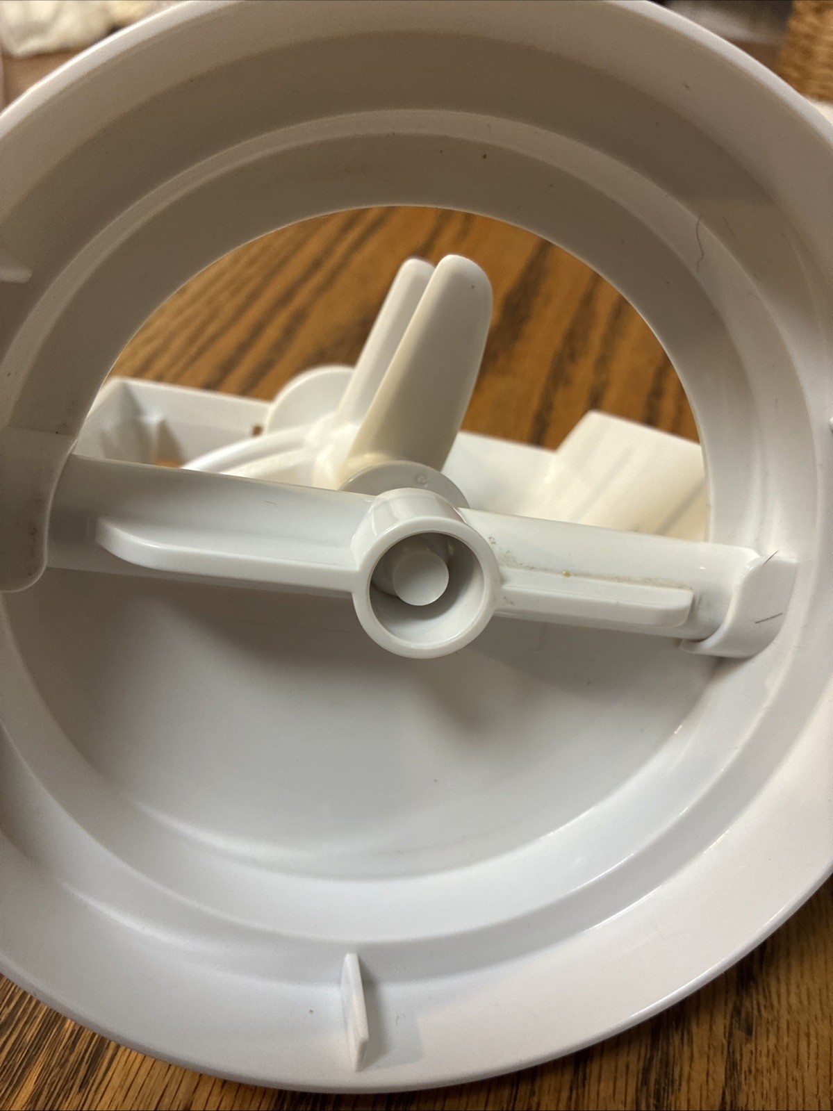 Cuisinart ICE-31 Yogurt Scoop Frozen Ice Cream Maker replacement Part Paddle