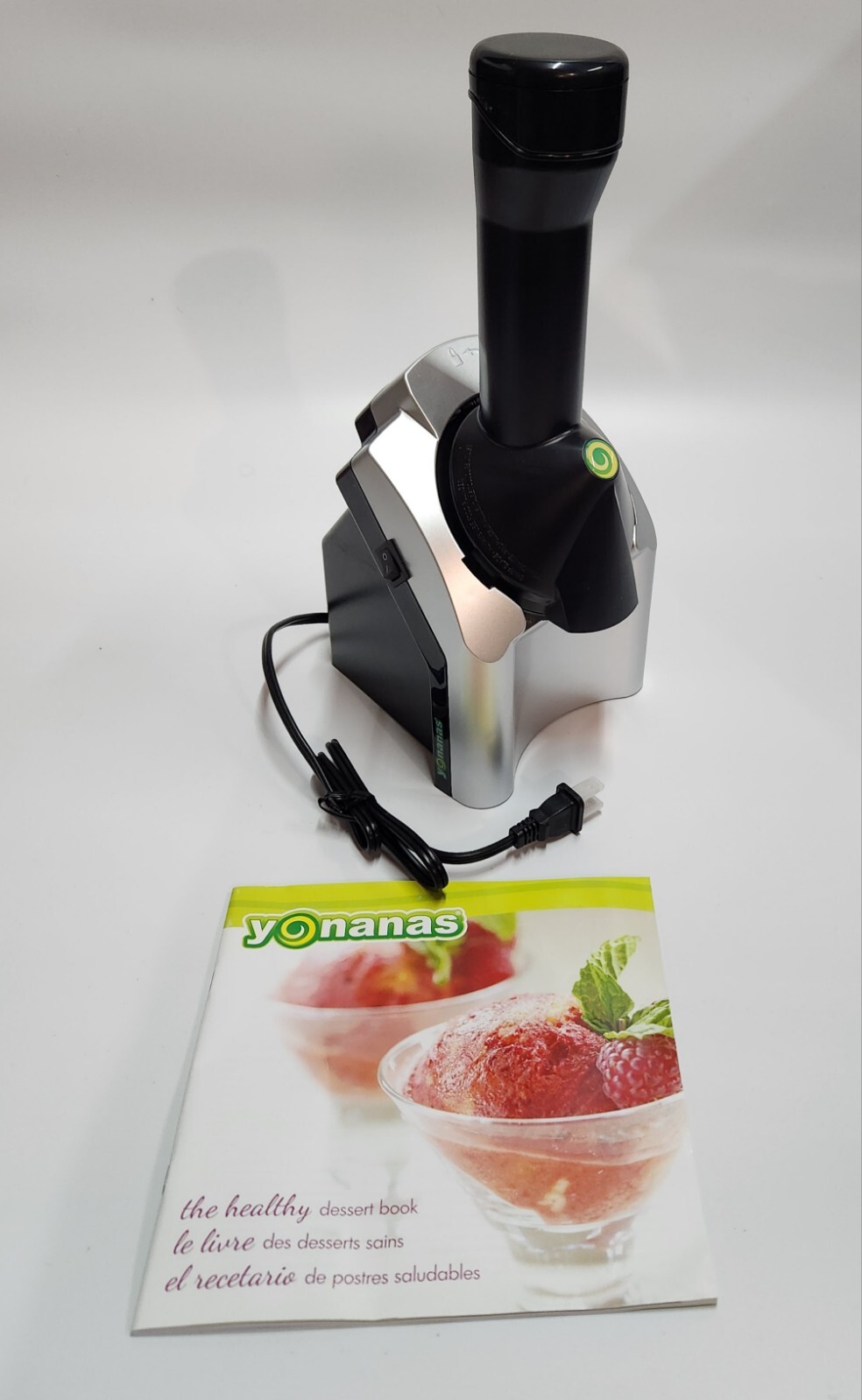 Yonanas Deluxe Banana Ice Cream Frozen Yogurt Treat Maker Black Silver Model 901
