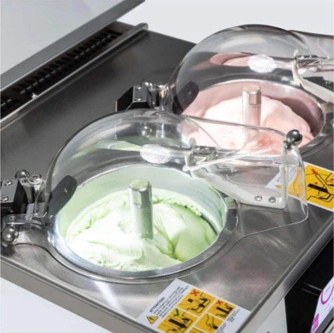 GELATO MAKER Mobile Gelato Stand Fresh Gelato Stand Churn Fresh Ice Cream