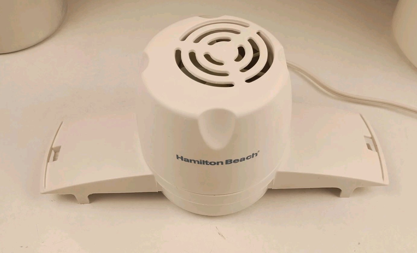 Hamilton Beach Ice Cream Maker 4 qt 68330R ~ Used Good Condition