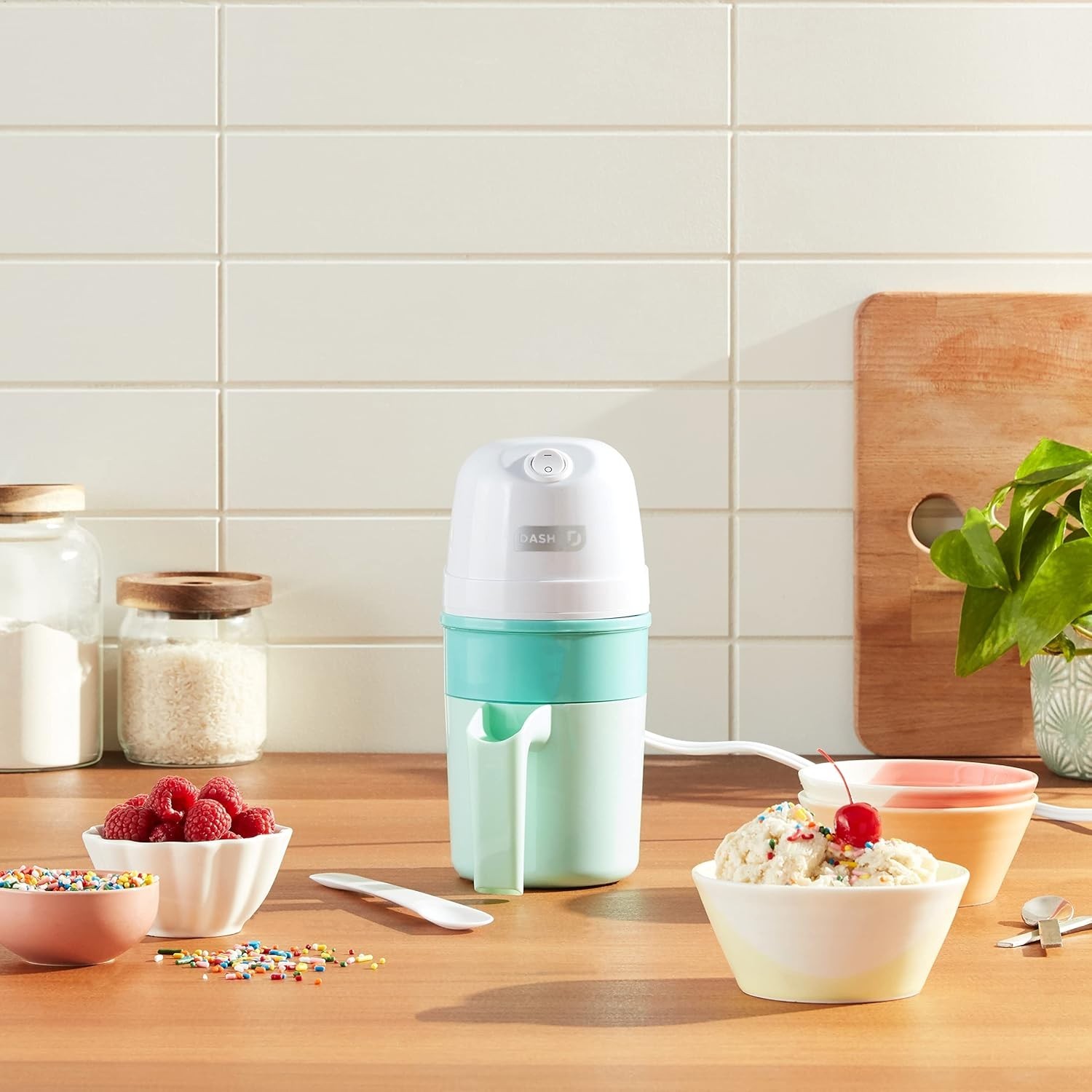 Dash My Pint Ice Cream Maker – Teal – 1 Pint (1.6 Cups) – New Open Box