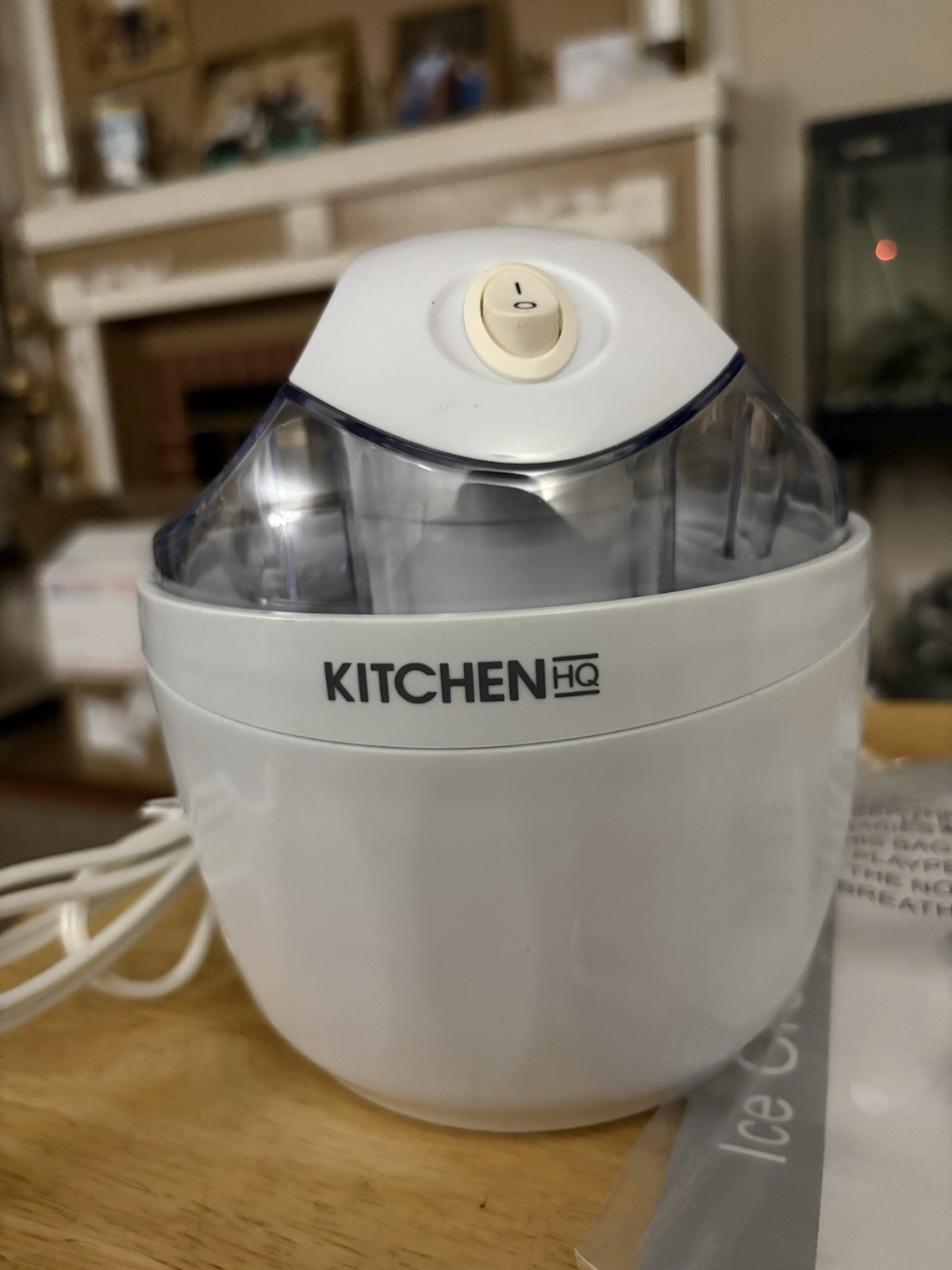 KITCHEN HQ ICE CREAM MAKER 16 oz Size, White, Model BL520 NWOB!