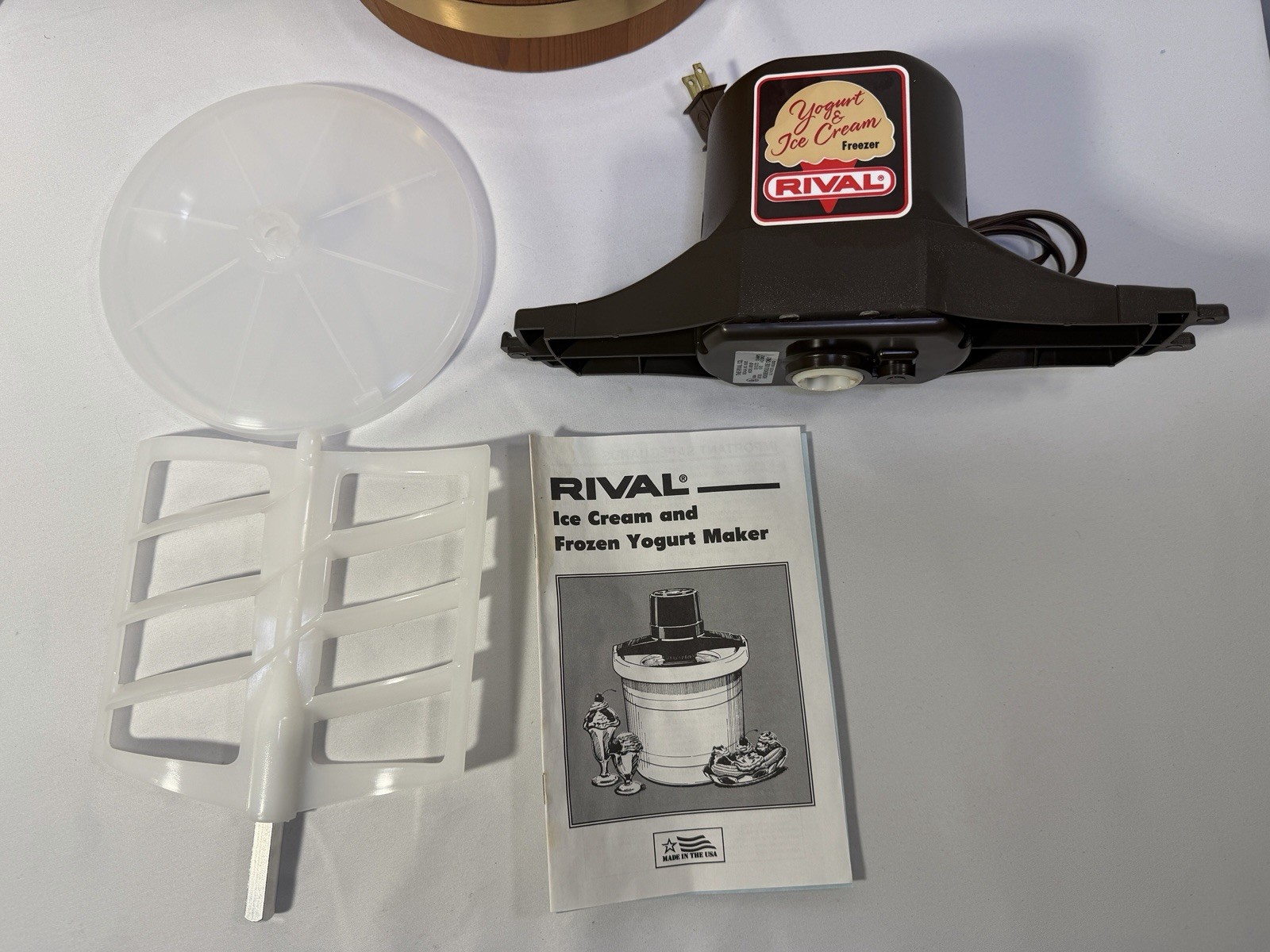 Vintage Rival Ice Cream Maker 5 Qt Wood Bucket Model 8550 Complete in Box
