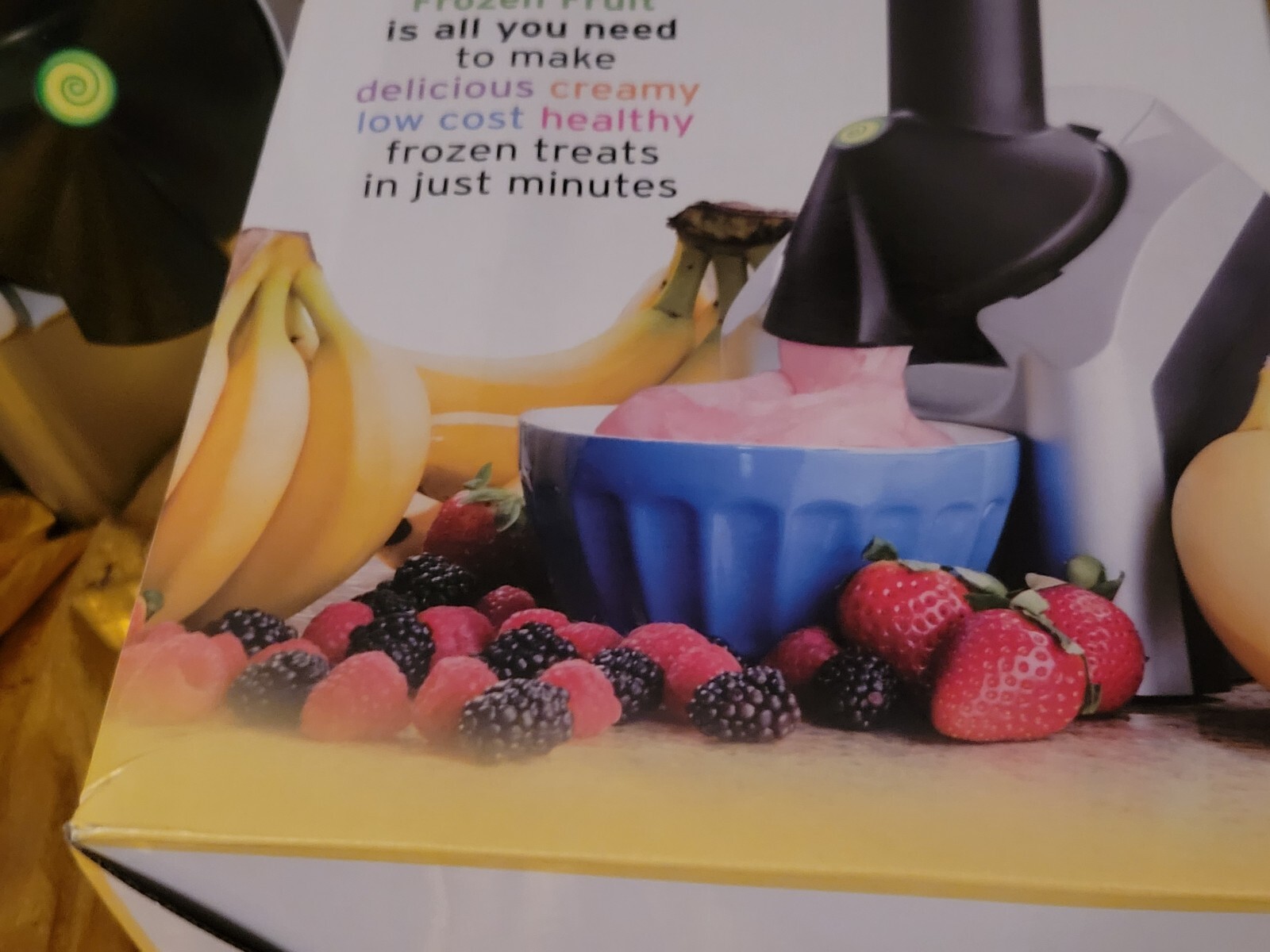 YONANAS Healthy Ice Cream Machine Treat Maker Frozen Fruit Yogurt Sorbet + BOX !