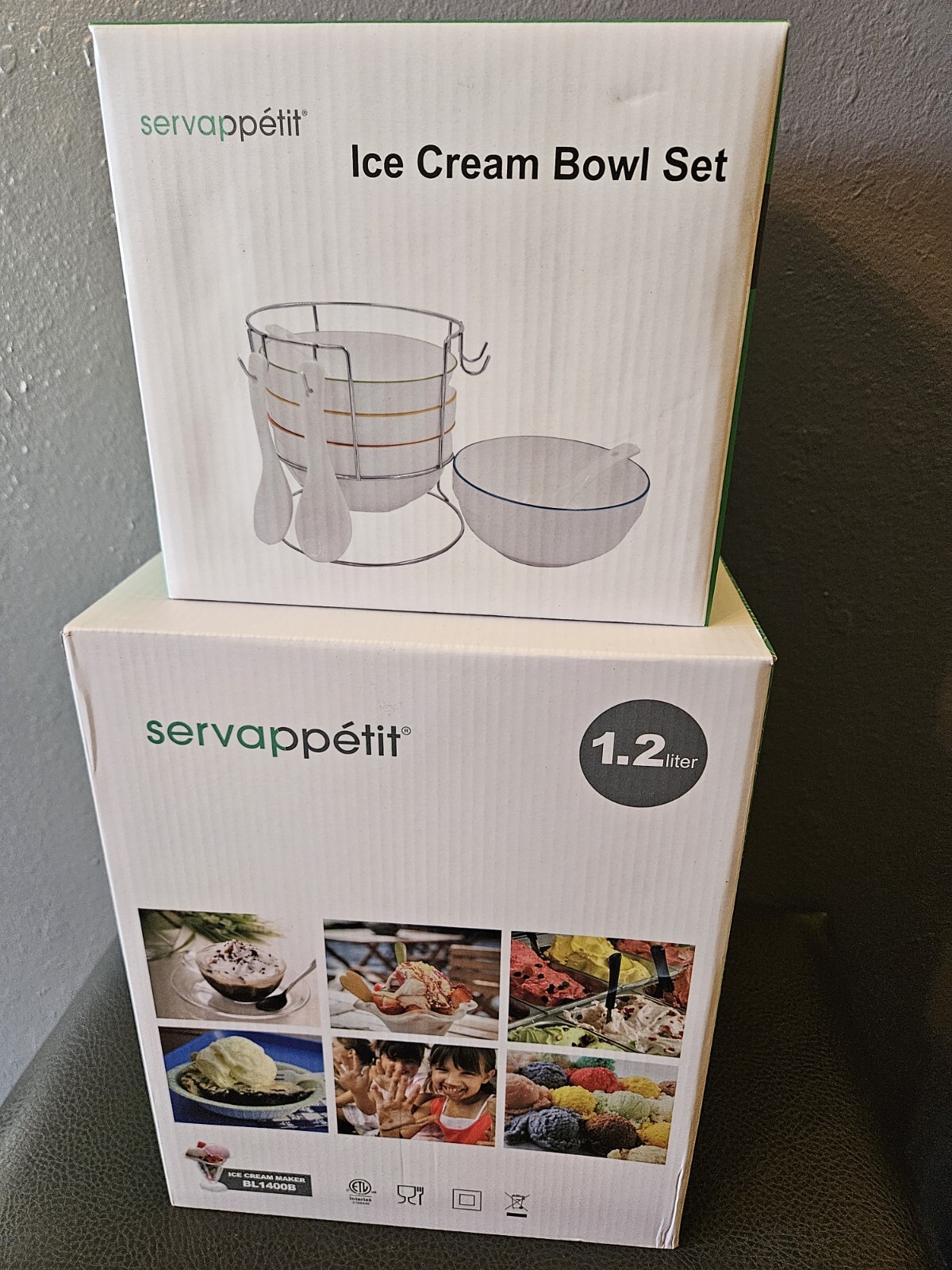 NIB Ice Cream Maker 1.2 Liter With 4 Bowls (5.5″×2.5″) And 4 Spoons