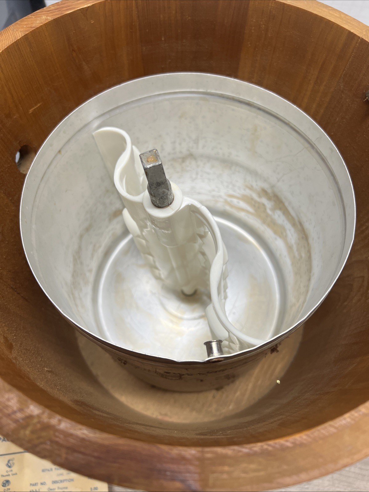 RCW Richmond Cedar Works Frost King 5 Qt Vintage Hand-Crank Ice Cream Maker
