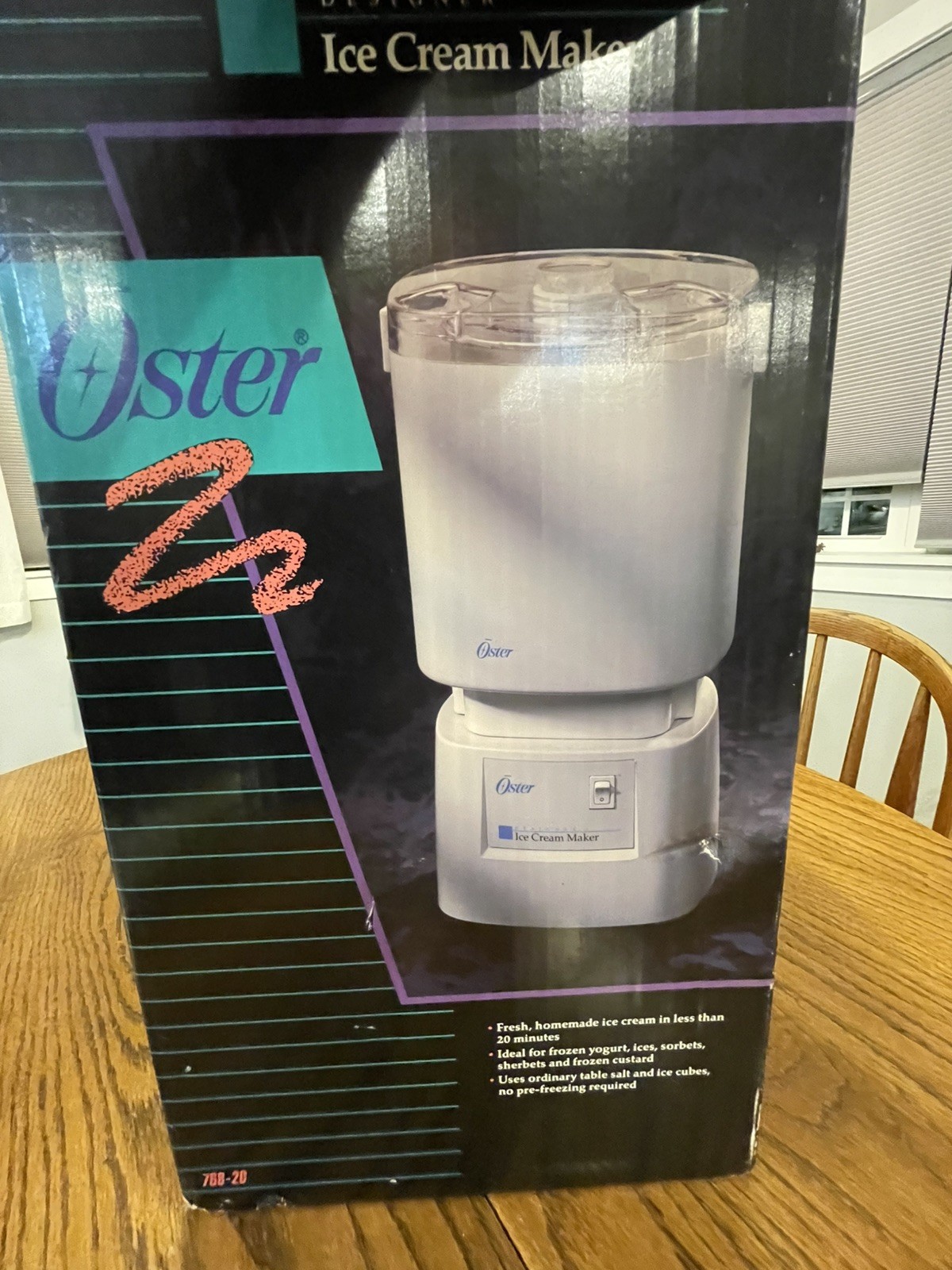 Oster Designer Kitchen Center Ice Cream Maker 4747 768-20 White Pristine