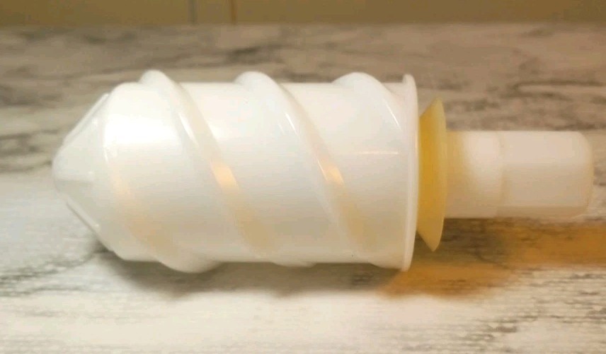 Magic Bullet Dessert Bullet Model DB-0101 Replacement Part, Spindle Auger ONLY