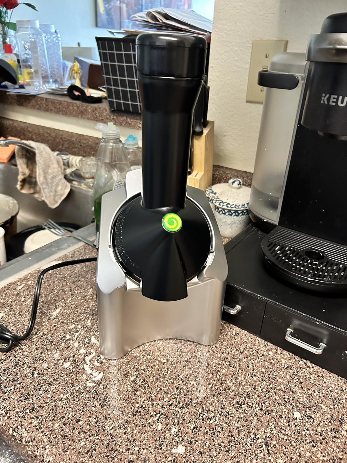 Yonanas Classic frozen fruit Soft Serve Maker, 200W, Vegan, Easy Clean, BPA-Free