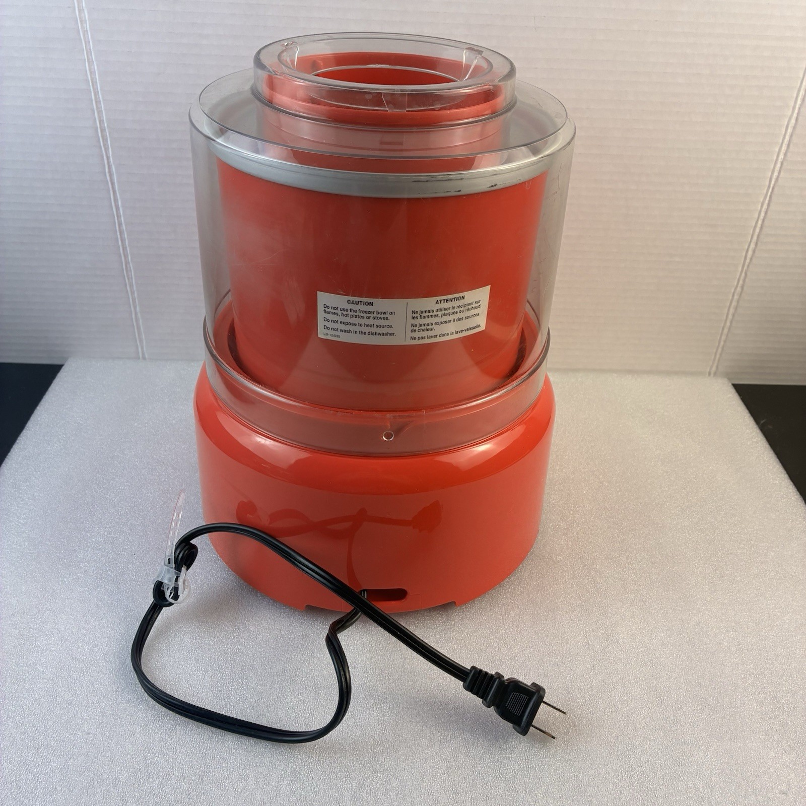 Cuisinart Red Ice Cream Frozen Yogurt Sorbet Maker 1.5 QT ICE-21 -Tested & Works
