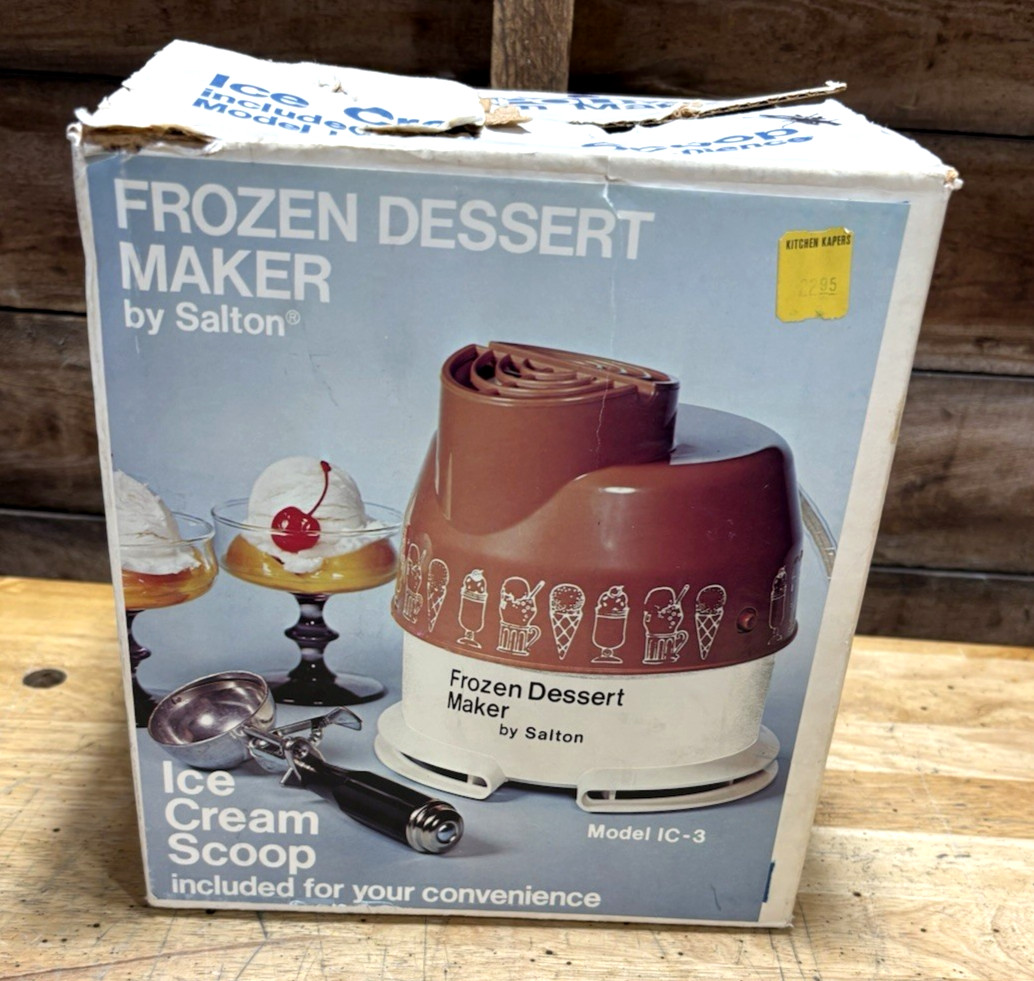 VINTAGE COSMOPOLITIAN ICE CREAM MAKER MACHINE SALTON MODEL IC-3