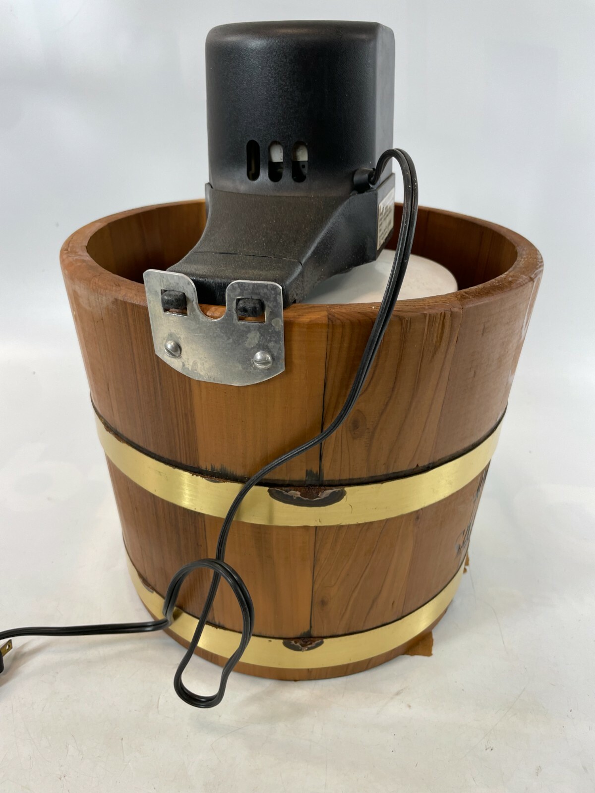 Vintage RCW Sterling Amaretto Di Saronno Electric Wood Bucket Ice Cream Freezer