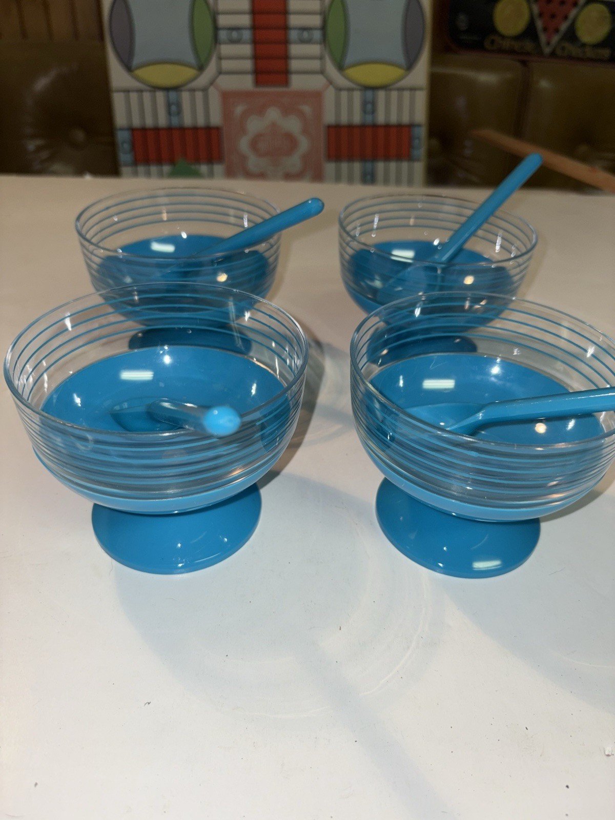 4 Vintage Teal Stripped Donvier Ice Cream Bowls And Spoons – Plastic