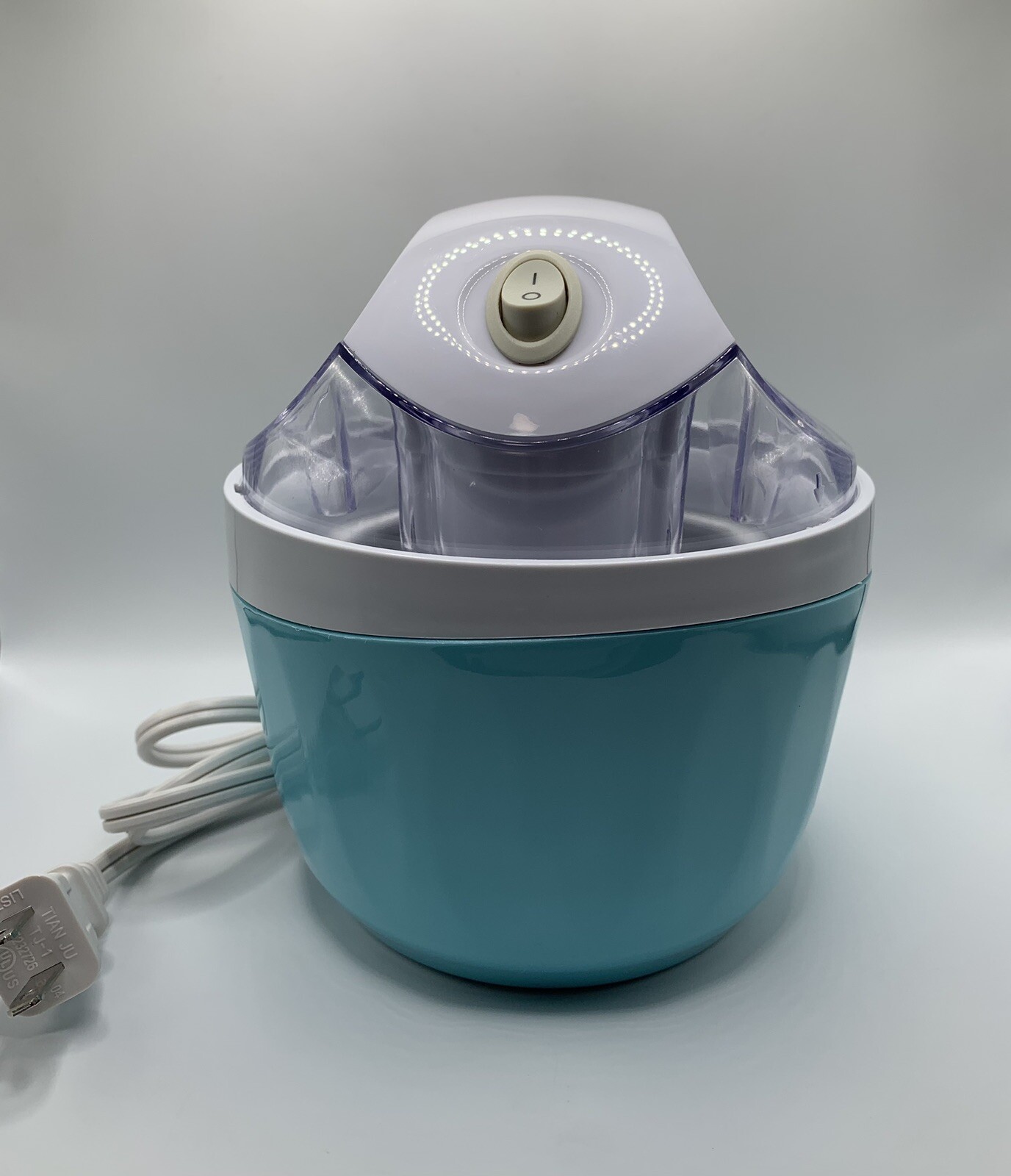 NOSTALGIA Electric Ice Cream Maker 0.5 Qt. White And Blue