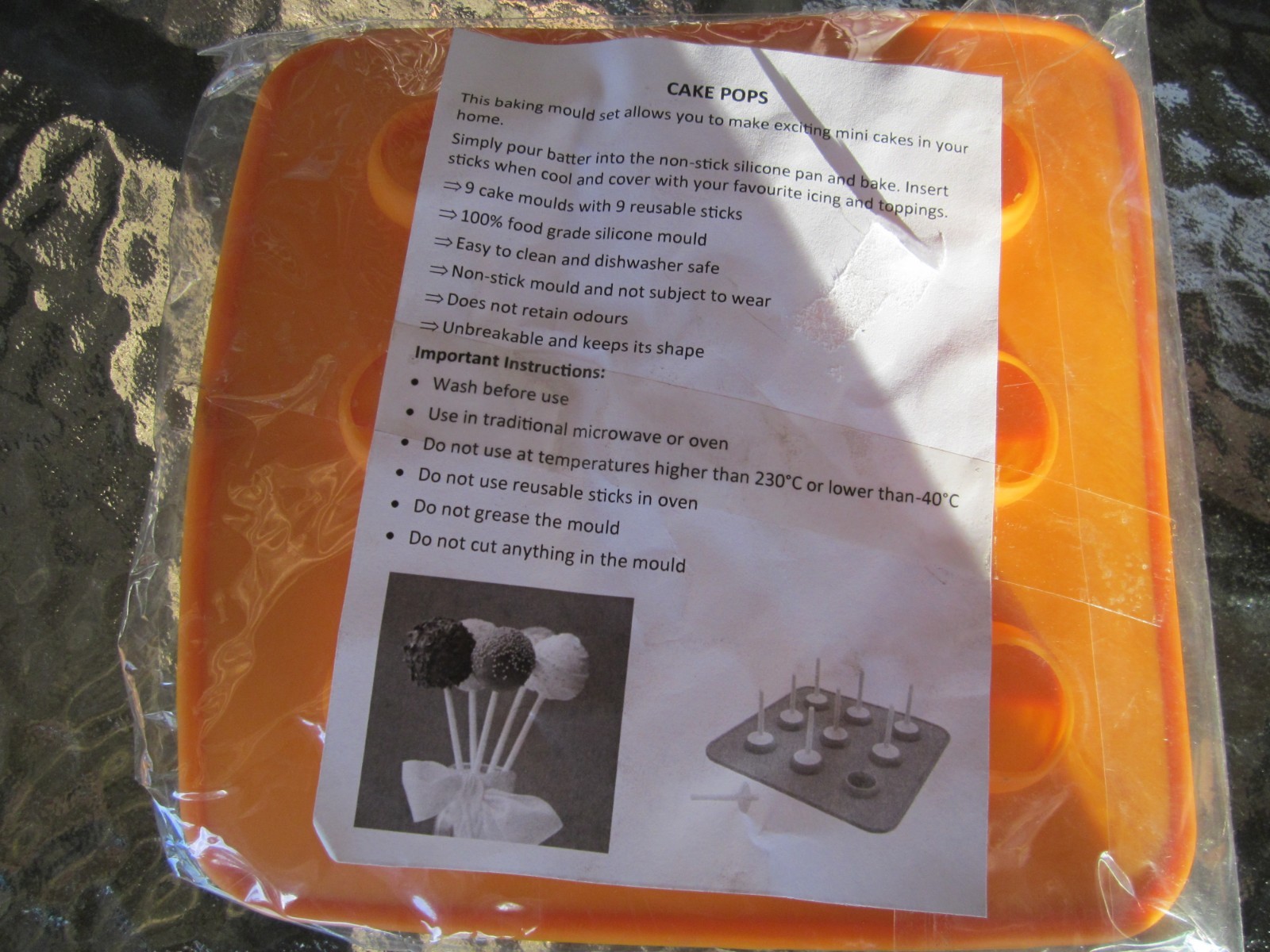 Cake Pop mould to accommodate 9 pops