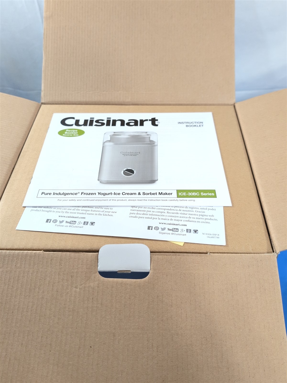 Cuisinart Pure Indulgence Ice Cream Maker 2 Qt Frozen Yogurt Machine ICE-30BC