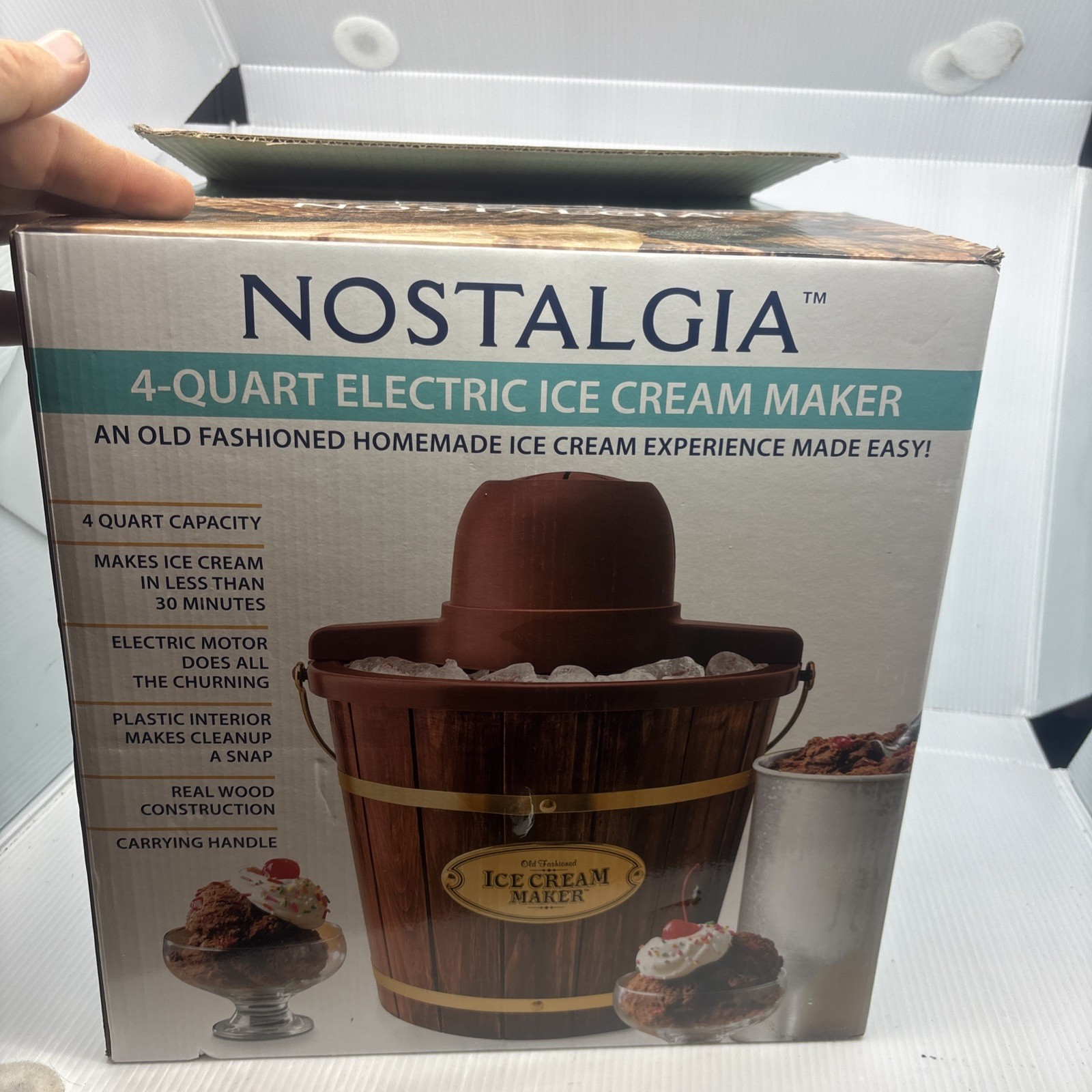 NOSTALGIA Electric Ice Cream Maker 4Quart Old Fashioned Soft Ice Cream Machine