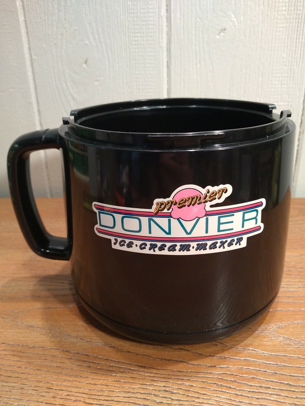 Donvier 1 Pint Premier Ice Cream Maker Base Container Bucket with Handle Black