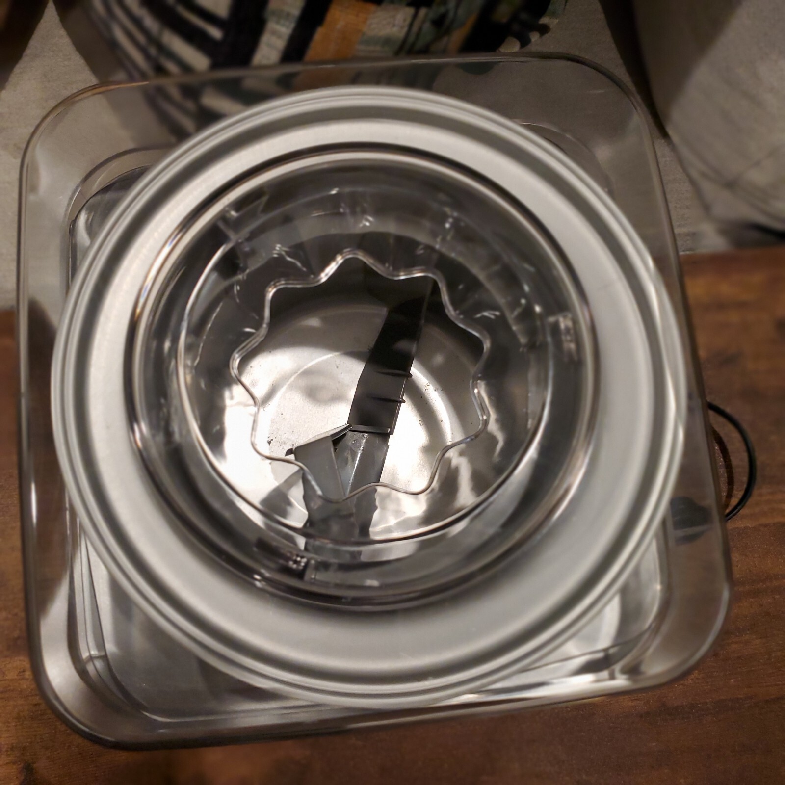 Cuisinart Pure Indulgence 2qt Frozen Yogurt-Sorbet & Ice Cream Maker – Chrome