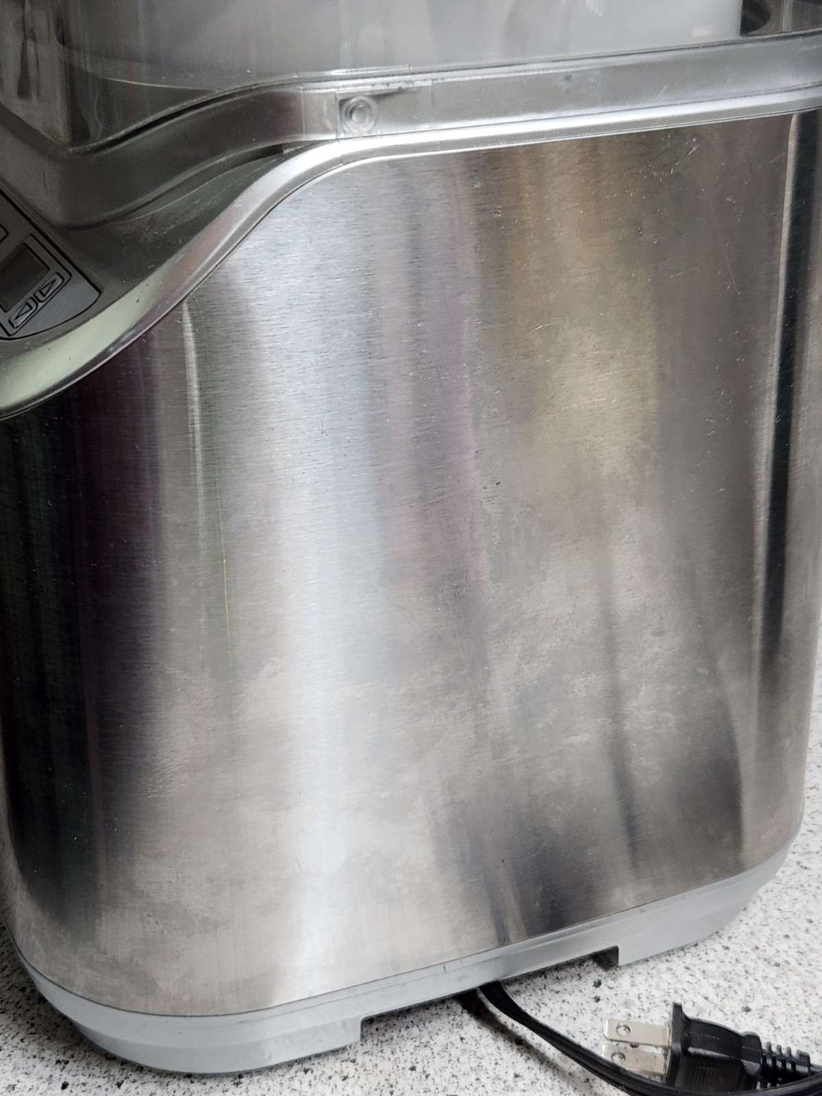 Cuisinart Gelateria ICE-70 40W 2-Qt Ice Cream and Frozen Yogurt Maker