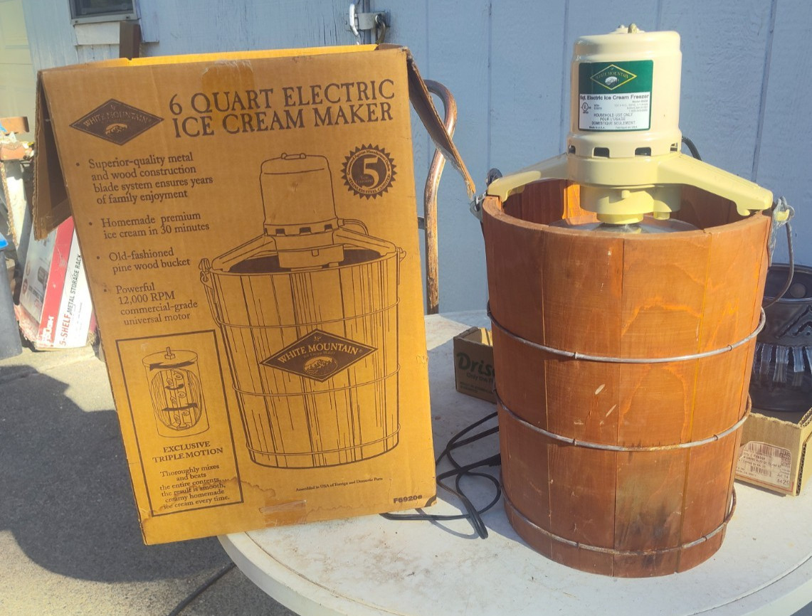 White Mountain 6 Qt Electric Ice Cream Freezer Maker Wood Bucket