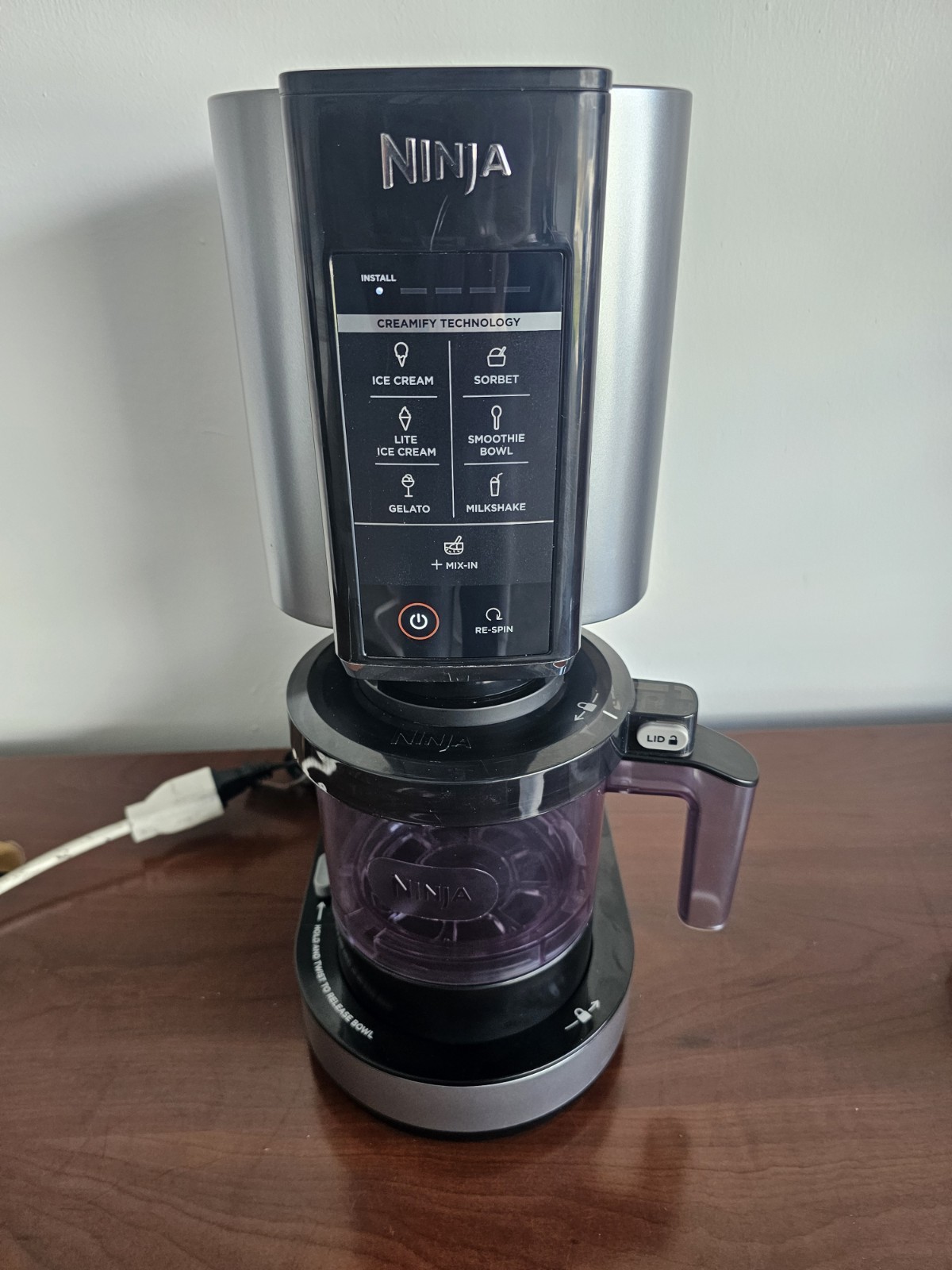 Ninja Ice Cream Maker NC301 w/ Bowl & Creamer Blade Tested Never used before