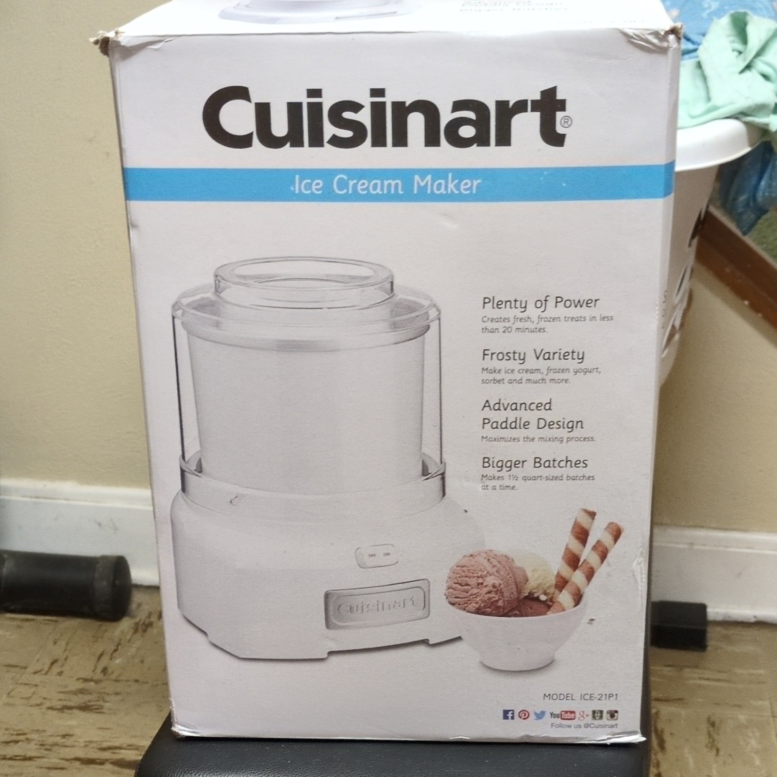 Cuisinart ICE-21P1 Electric Ice Cream Maker 1.5 Qt White 100W Freezer Bowl