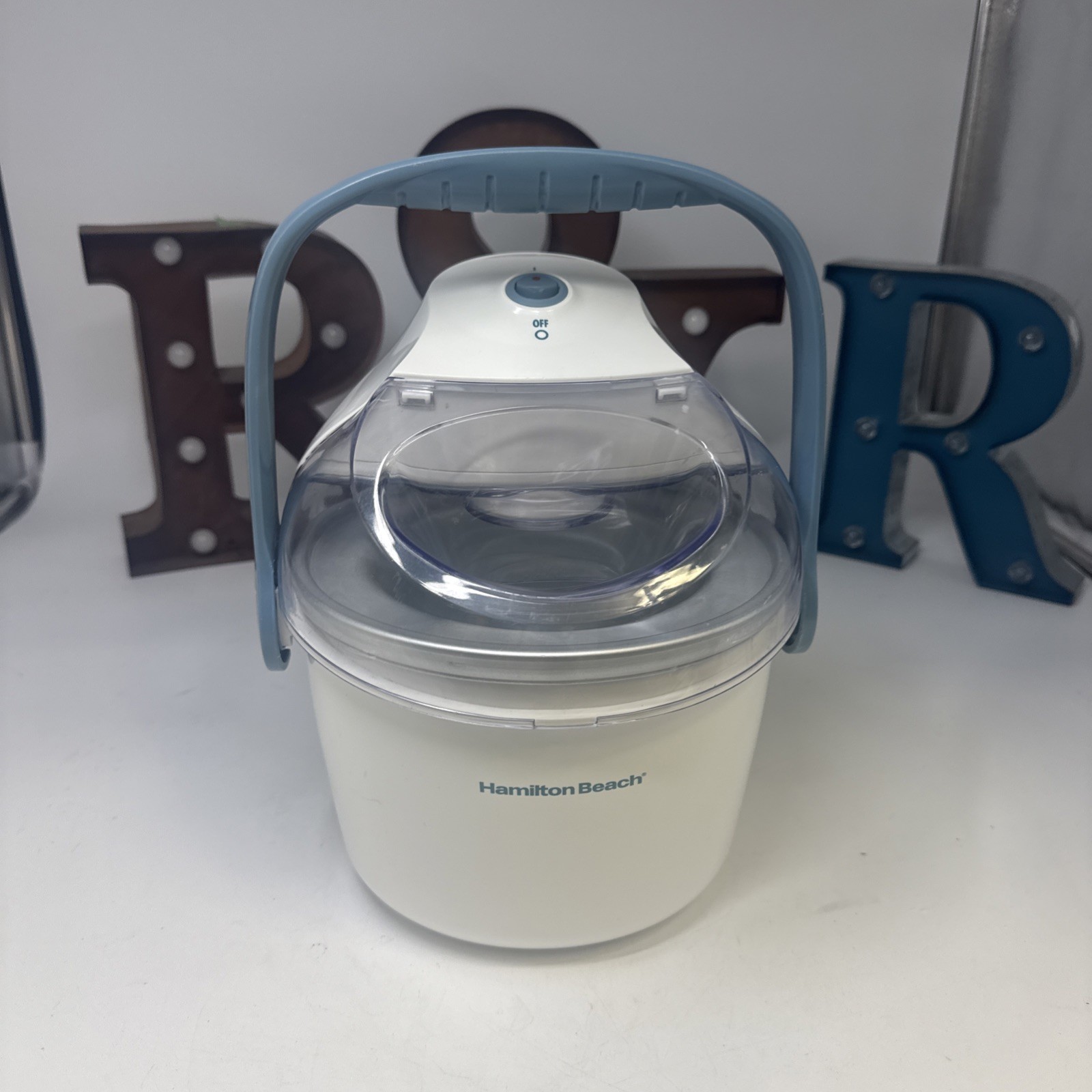 Hamilton Beach – Ice Cream Maker – Model 68220 – 1.5 Qt – NEW In Box – White