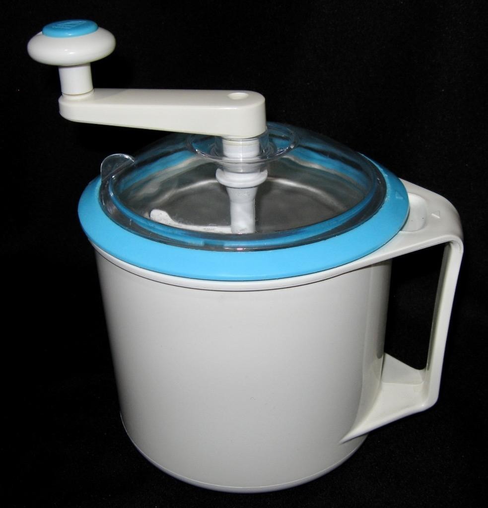 Donvier Ice Cream Maker Chillfast Blue Rim 1 Pint in Box ~ Great Condition!
