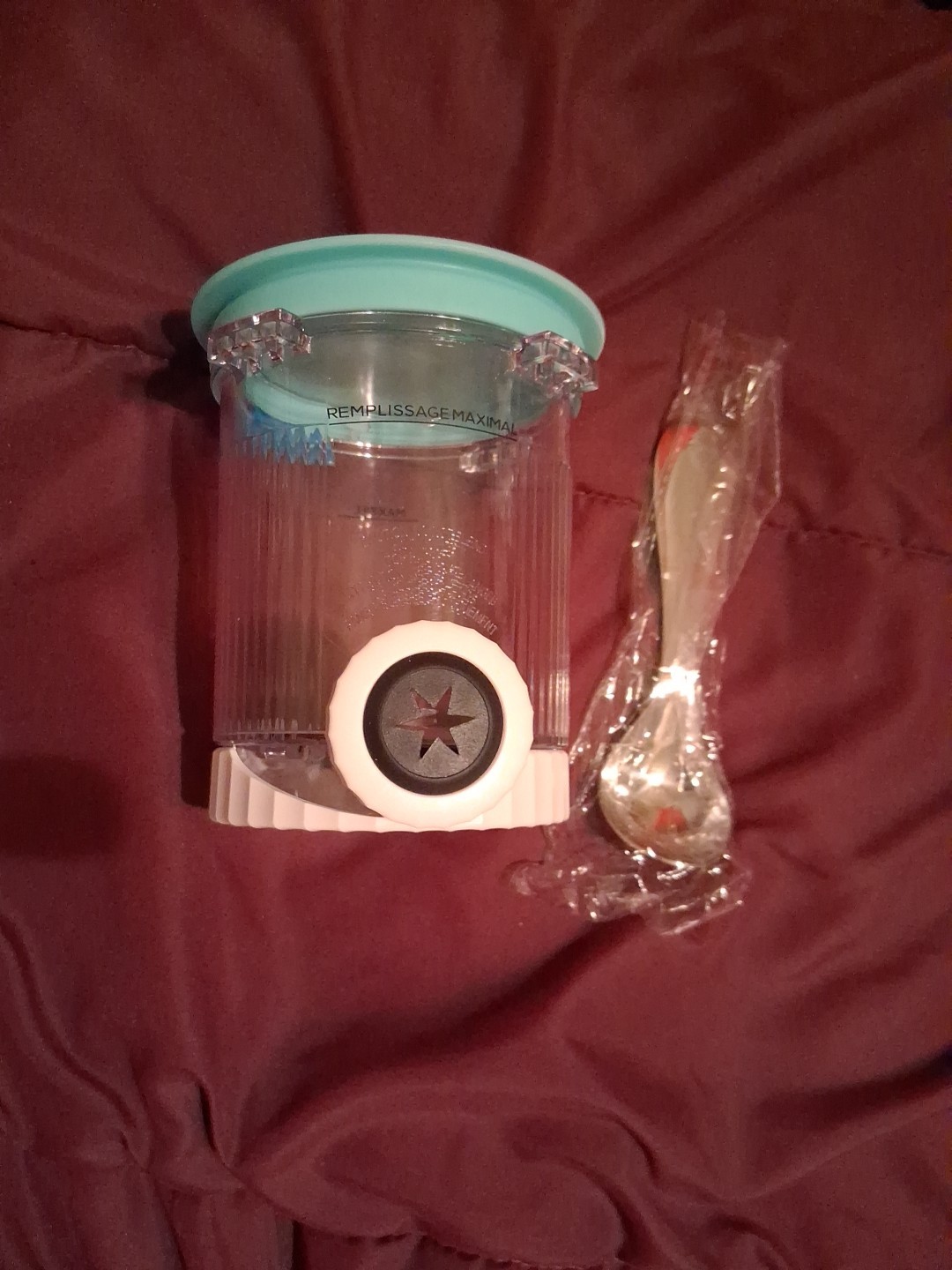 ISuroque Ice Cream Pint/Lid Replacement Compatible with Ninja. new, no box.