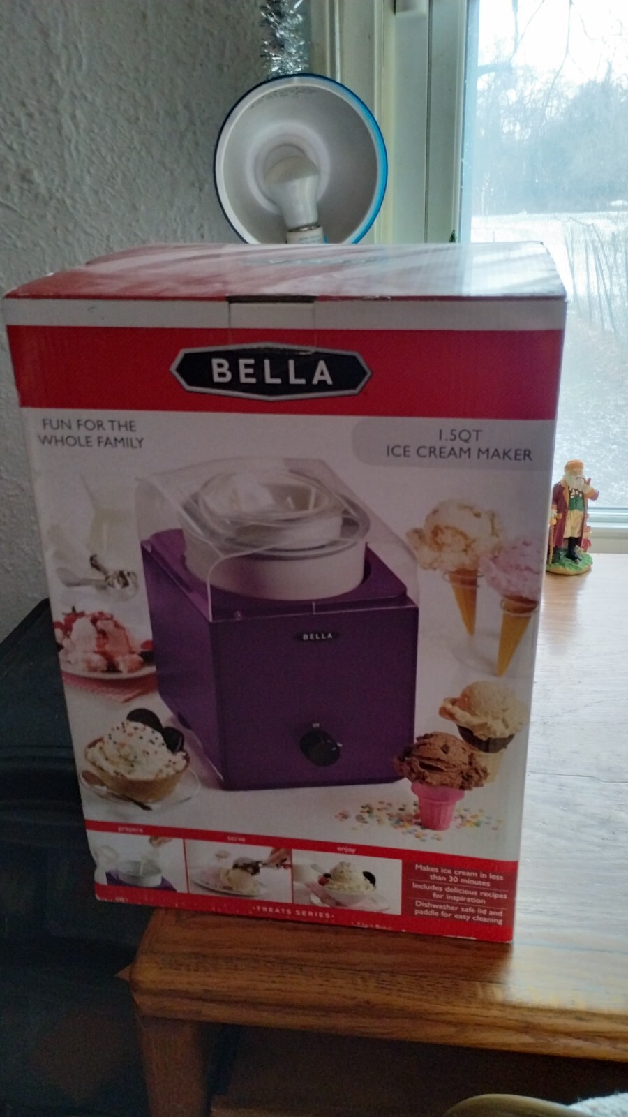 Bella 1.5 Qt. Ice Cream Maker Family Fun Dishwasher Safe Includes Recipes.