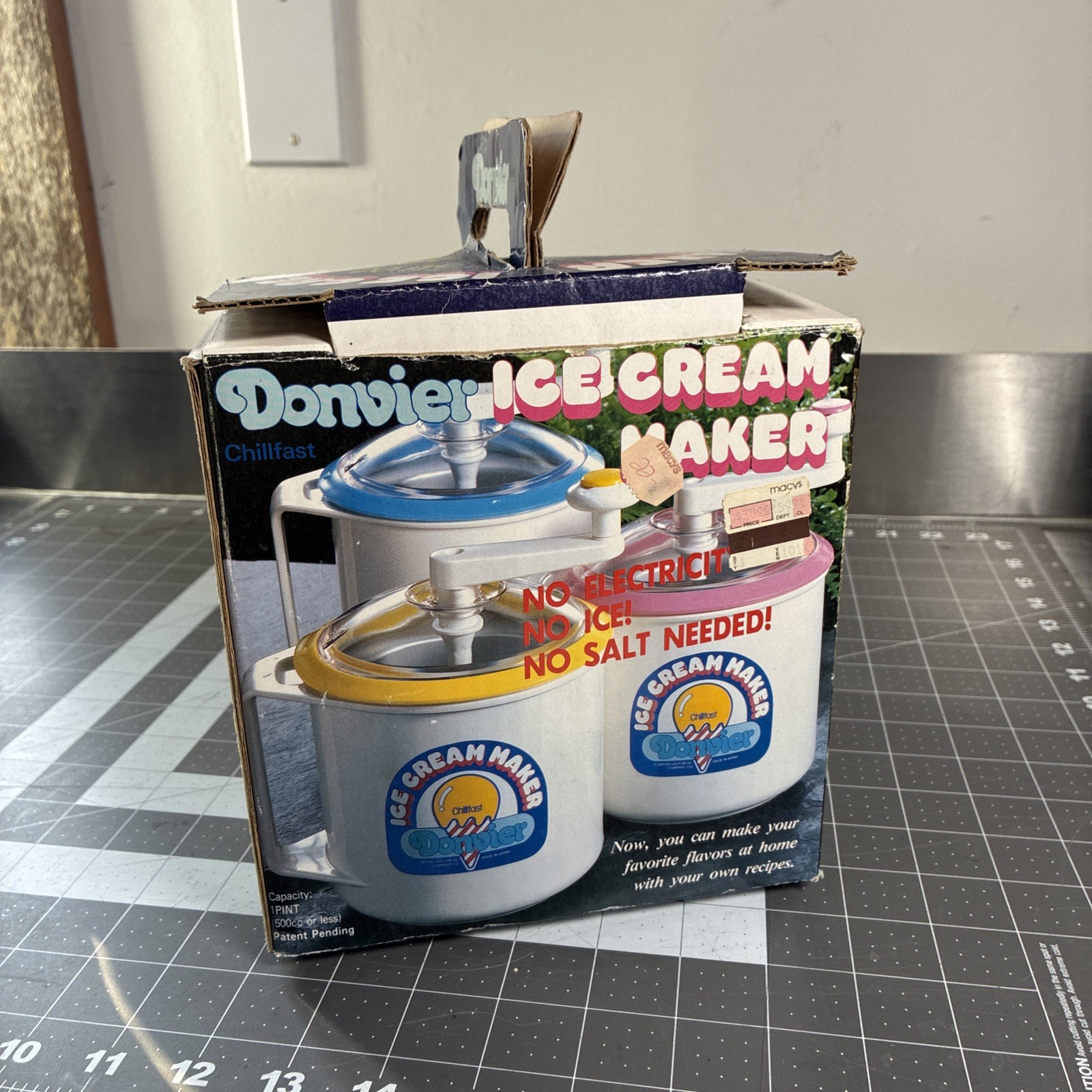 1 Pint Donvier ChillFast Ice Cream Maker Blue with Original Box