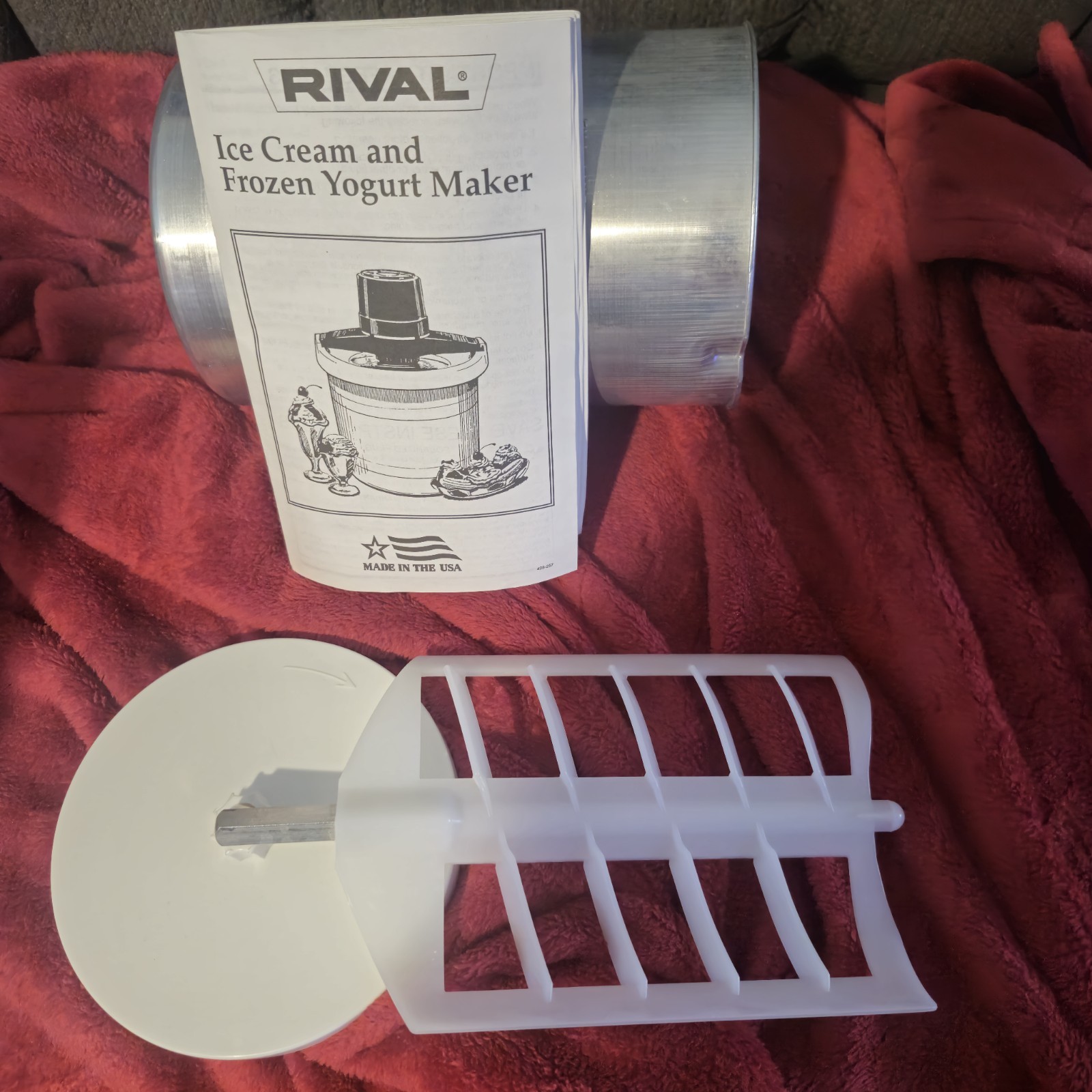 Vintage Rival 4 Quart Ice Cream Maker 8401 Part Set- Can Container, Lid & Paddle