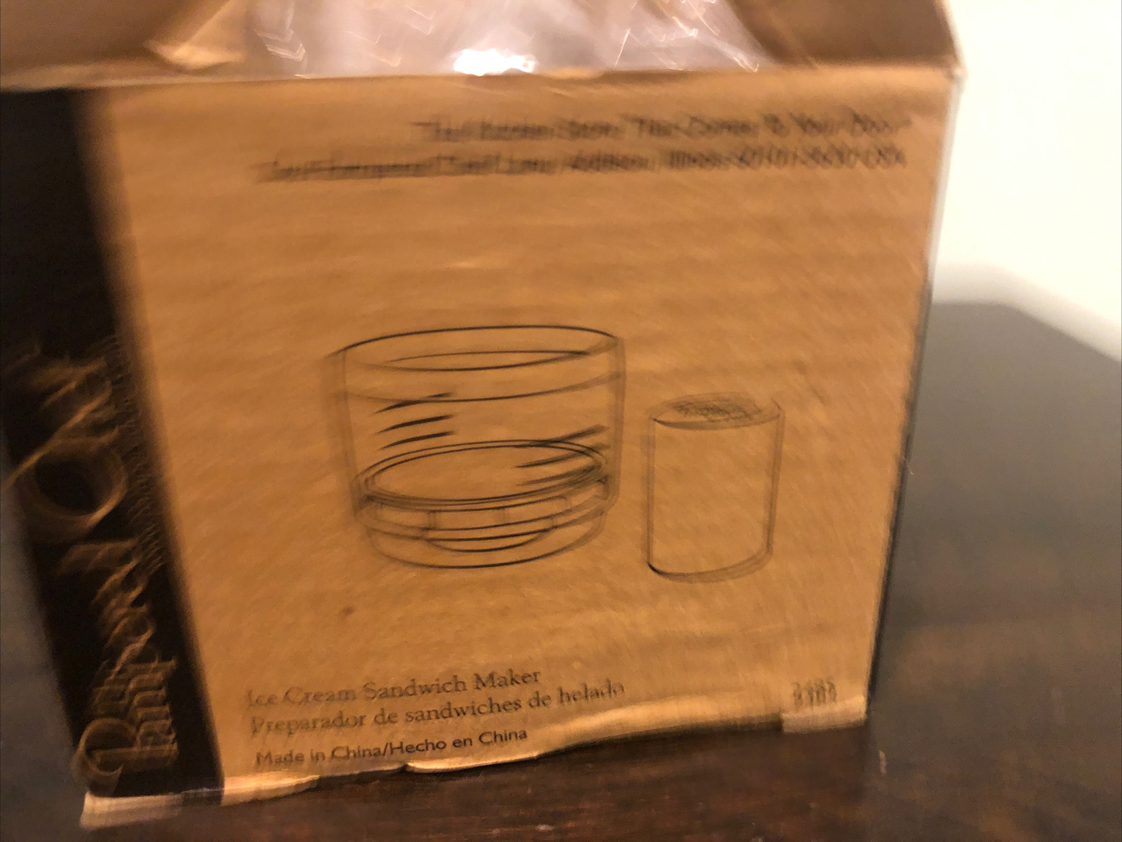 The Pampered Chef Ice Cream Sandwich Maker ￼#2485
